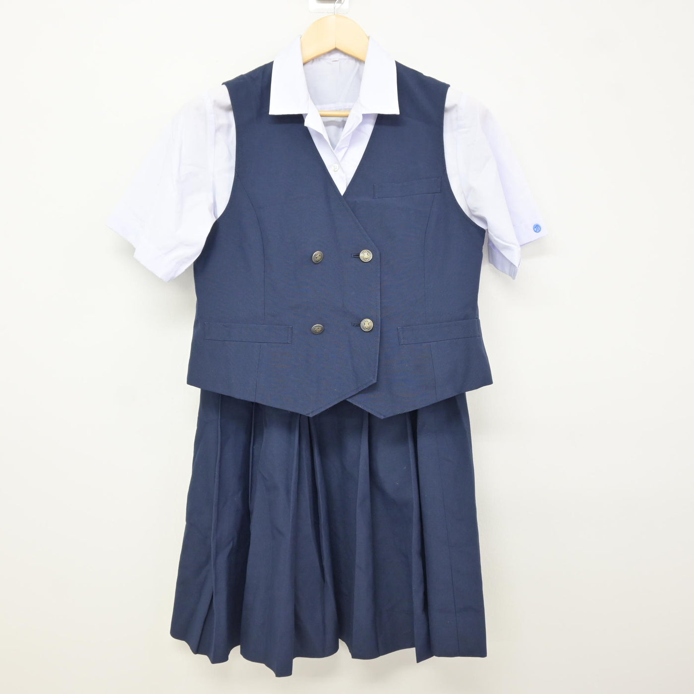 【中古】静岡県 小山高等学校 女子制服 4点 (ベスト・シャツ・スカート) sf115986