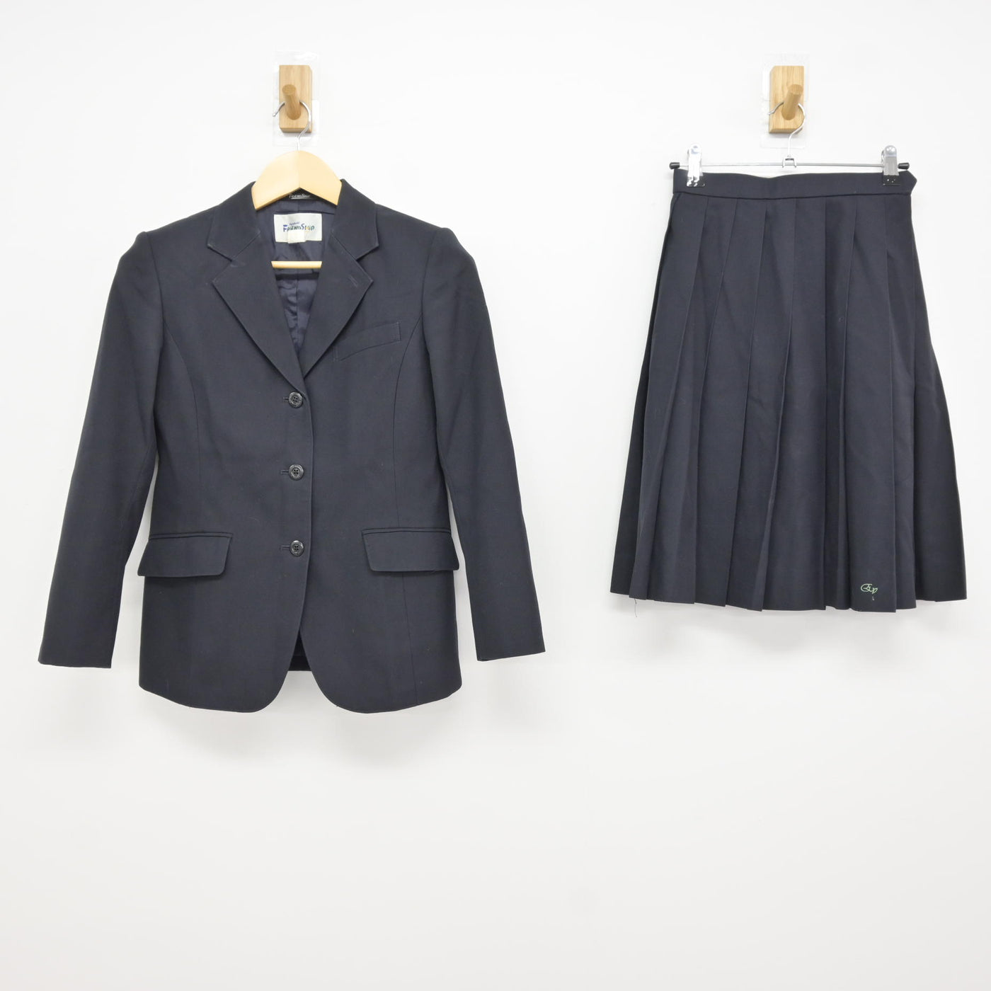 【中古】東京都 荏原第五中学校 女子制服 2点 (ブレザー・スカート) sf116000