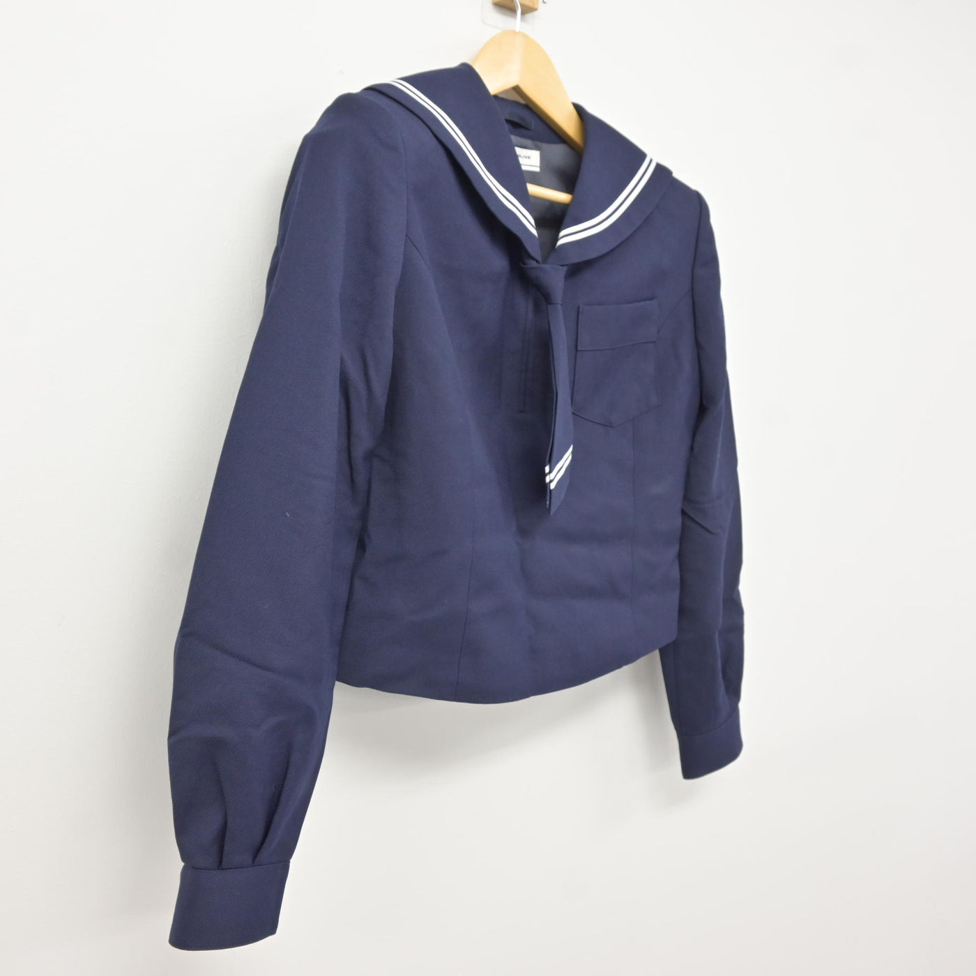 【中古】北海道 向陵中学校 女子制服 2点 (セーラー服) sf116038