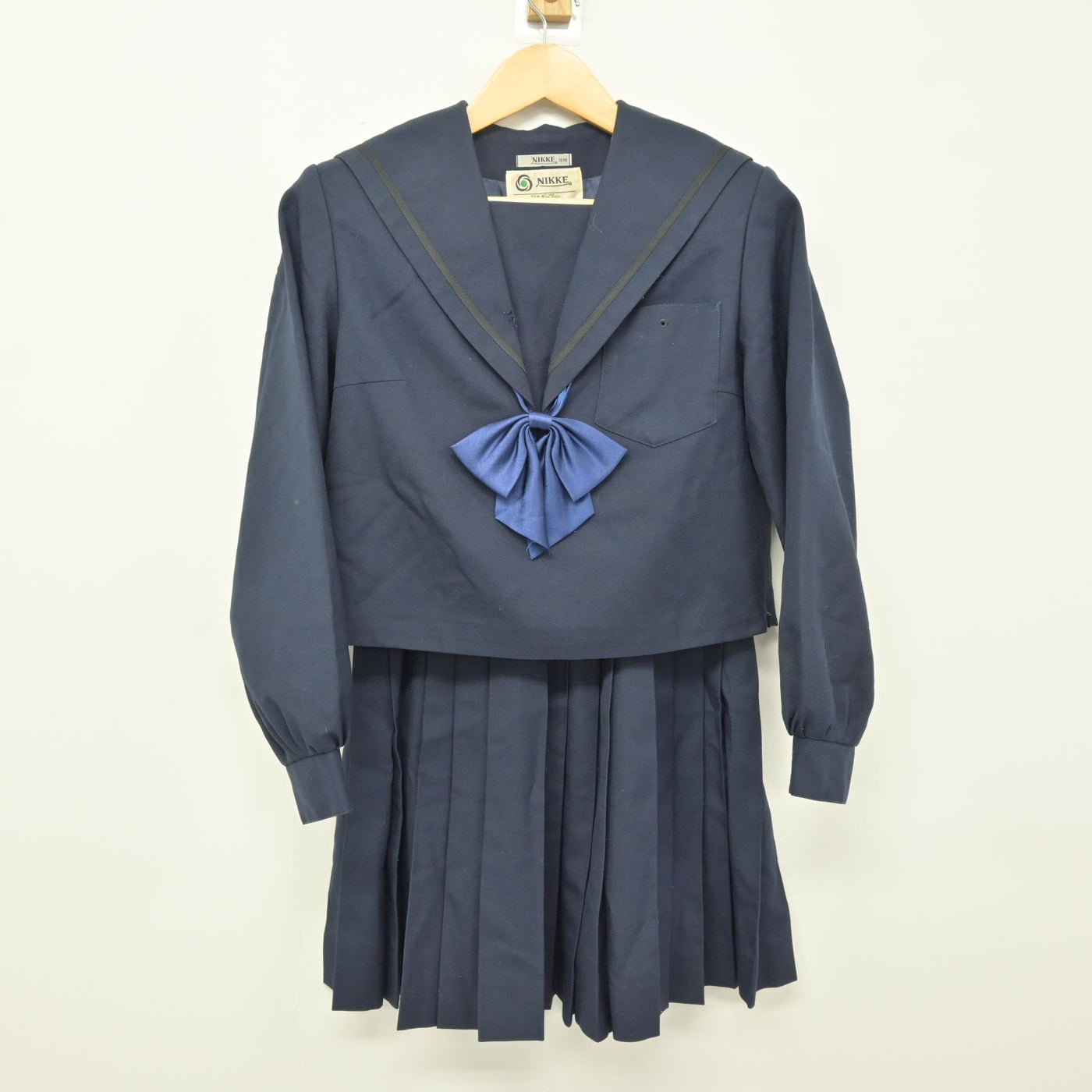 【中古】愛知県 熱田高等学校 女子制服 3点 (セーラー服・スカート) sf116043