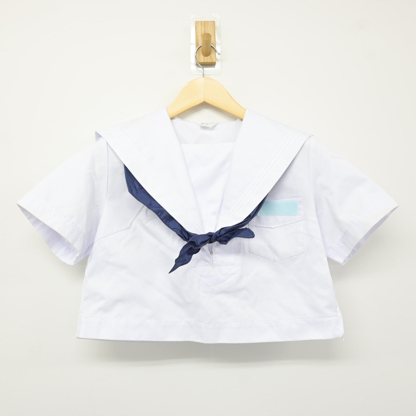 【中古】福岡県 粕屋東中学校 女子制服 4点 (セーラー服・スカート) sf116049