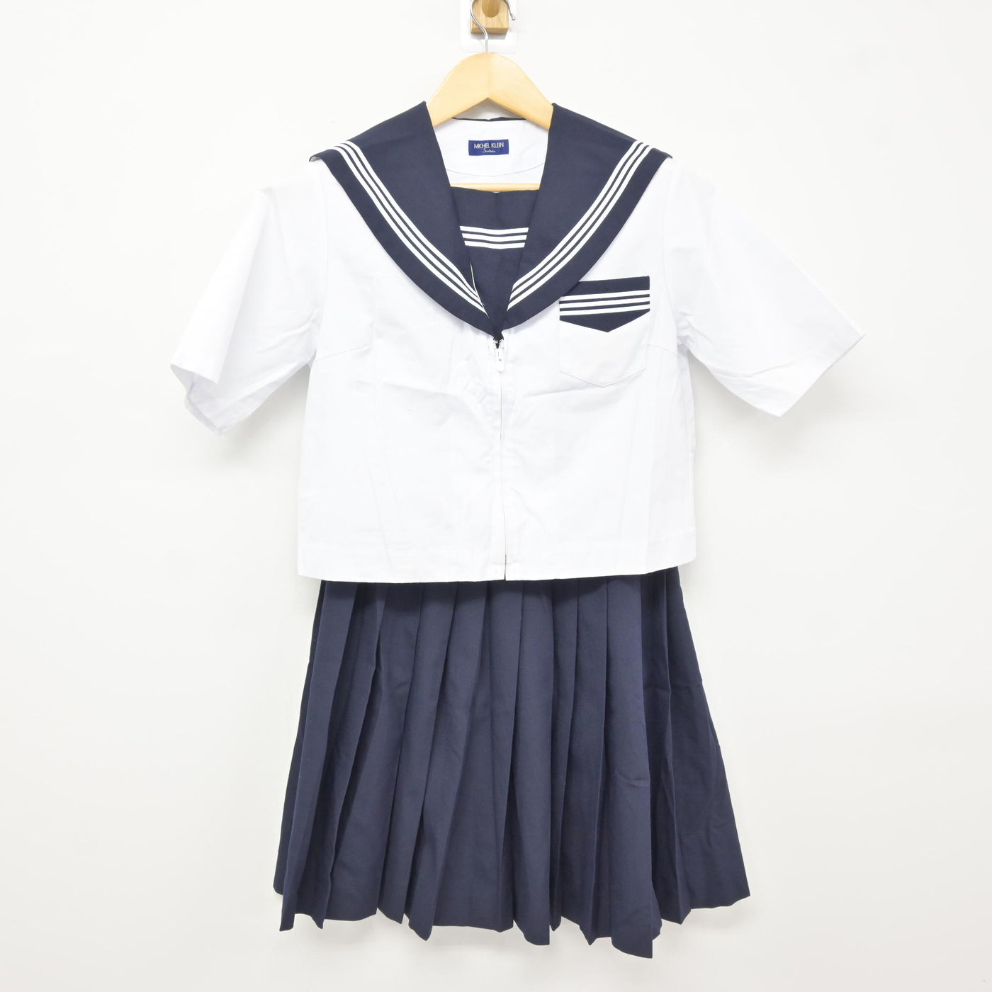 【中古】岐阜県 大野中学校 女子制服 3点 (セーラー服・スカート) sf116058