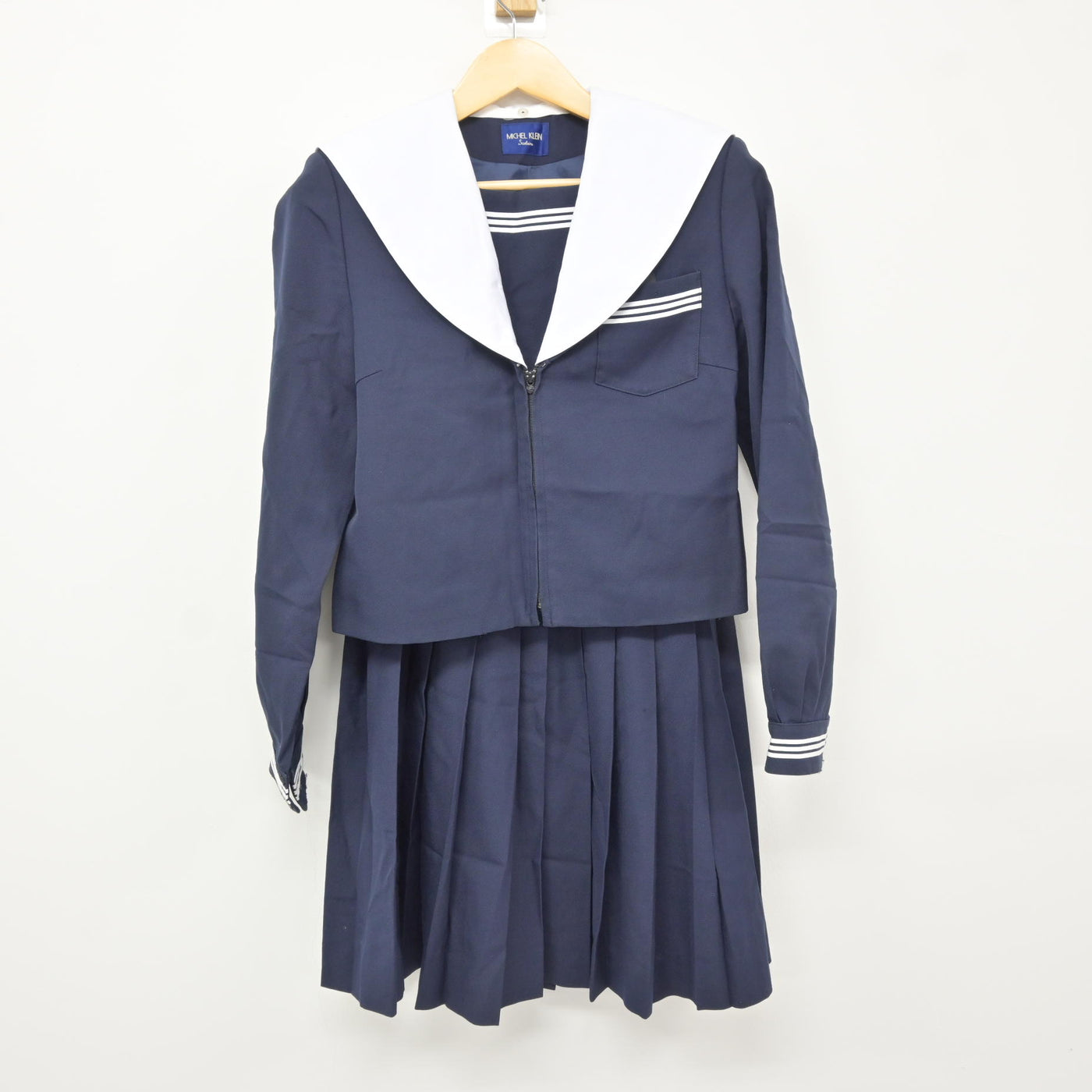 【中古】岐阜県 大野中学校 女子制服 2点 (セーラー服・スカート) sf116060