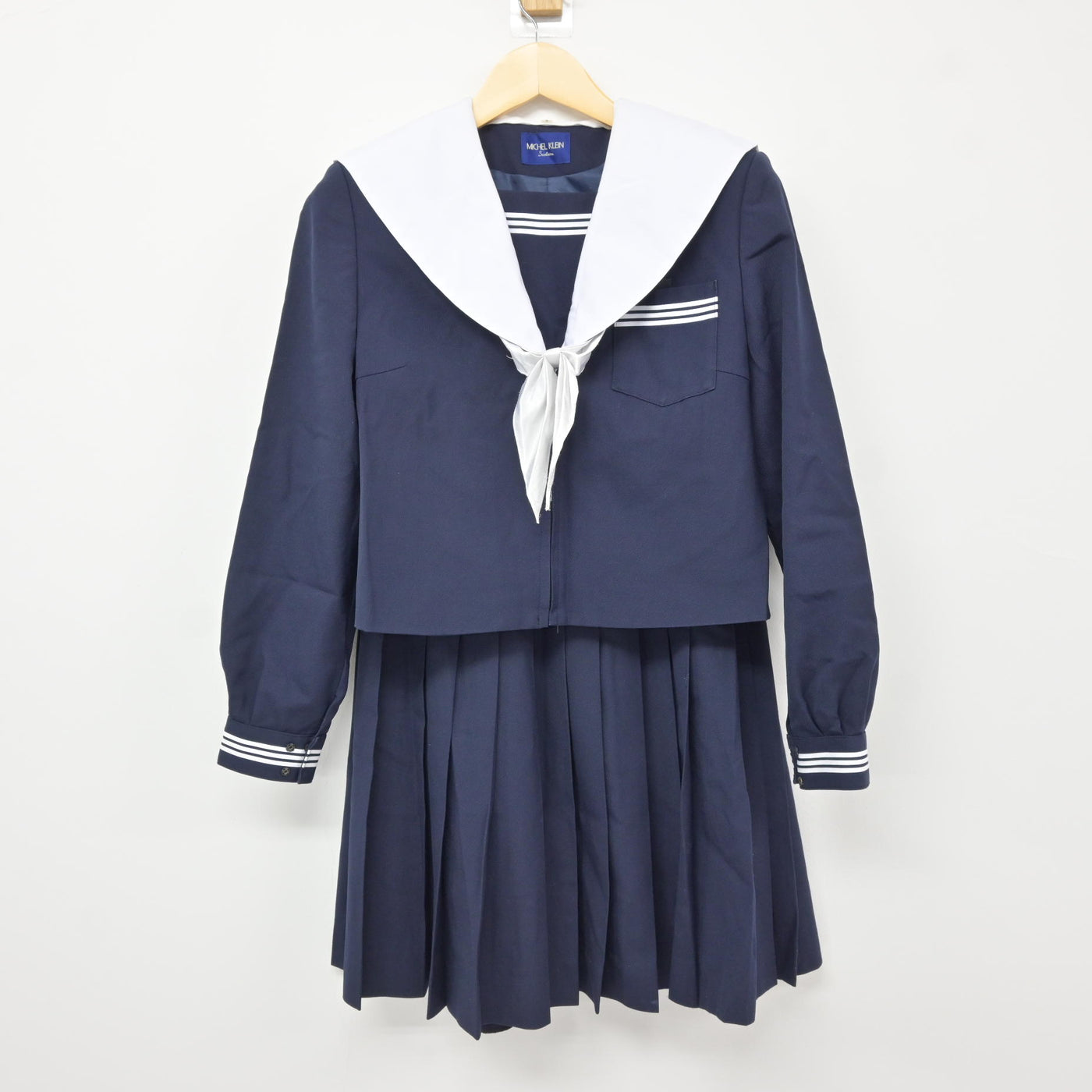 【中古】岐阜県 大野中学校 女子制服 3点 (セーラー服・スカート) sf116061