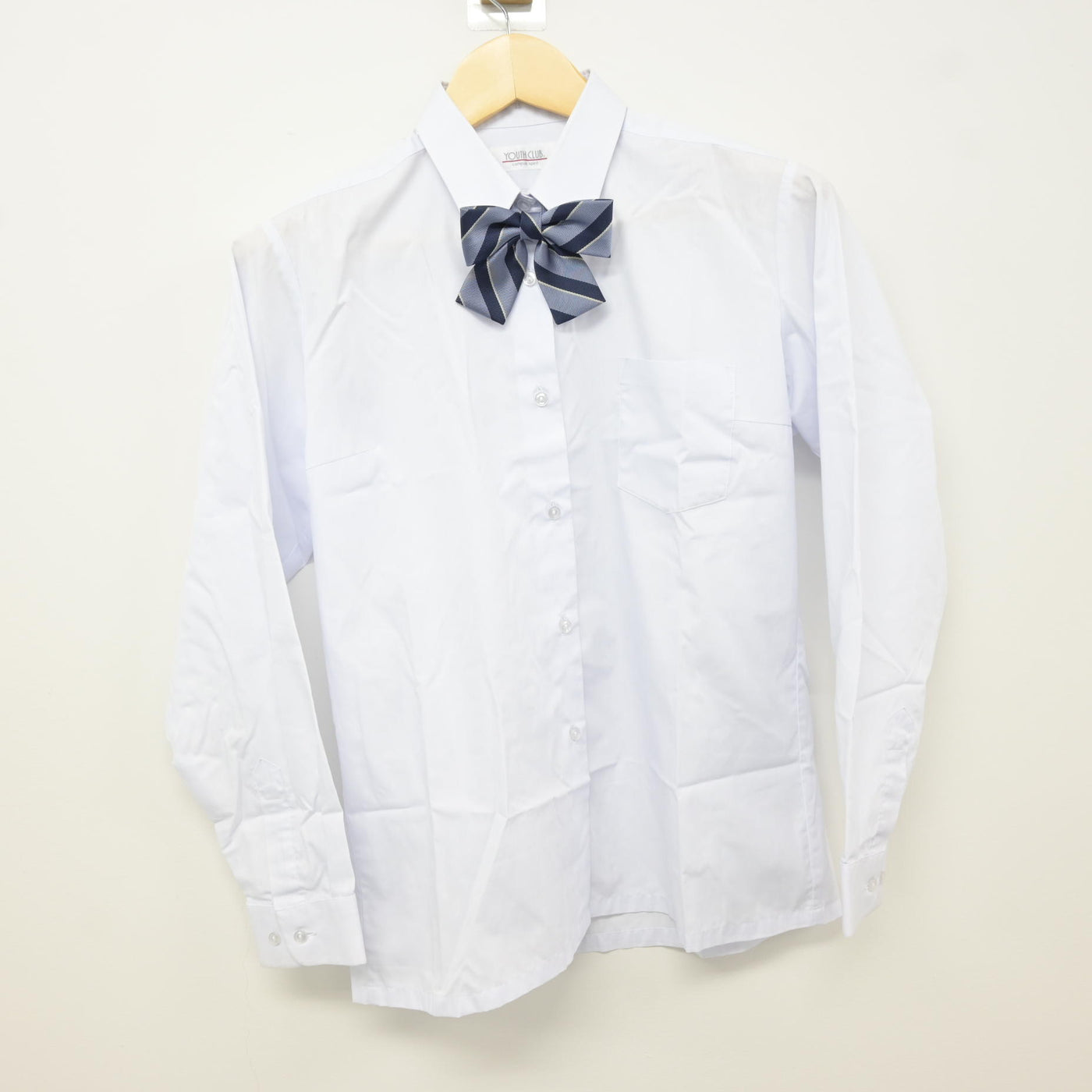 【中古】埼玉県 瑞穂中学校 女子制服 4点 (ニット・シャツ・スカート) sf116062