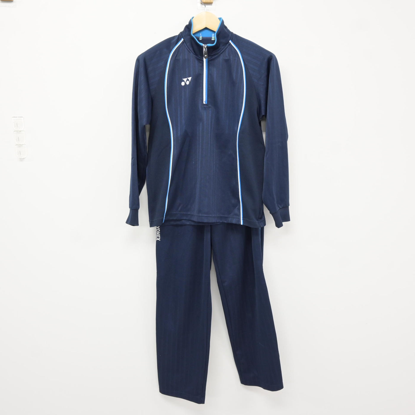 【中古】埼玉県 瑞穂中学校 女子制服 2点 (ジャージ 上・ジャージ 下) sf116064