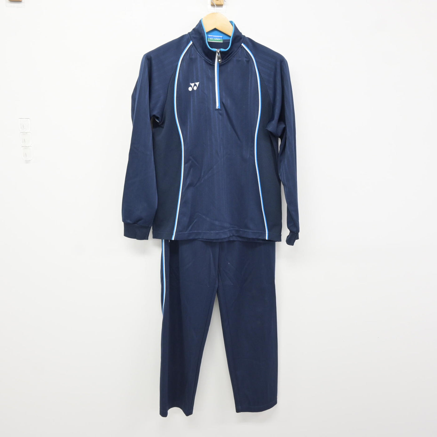 【中古】埼玉県 瑞穂中学校 女子制服 2点 (ジャージ 上・ジャージ 下) sf116066