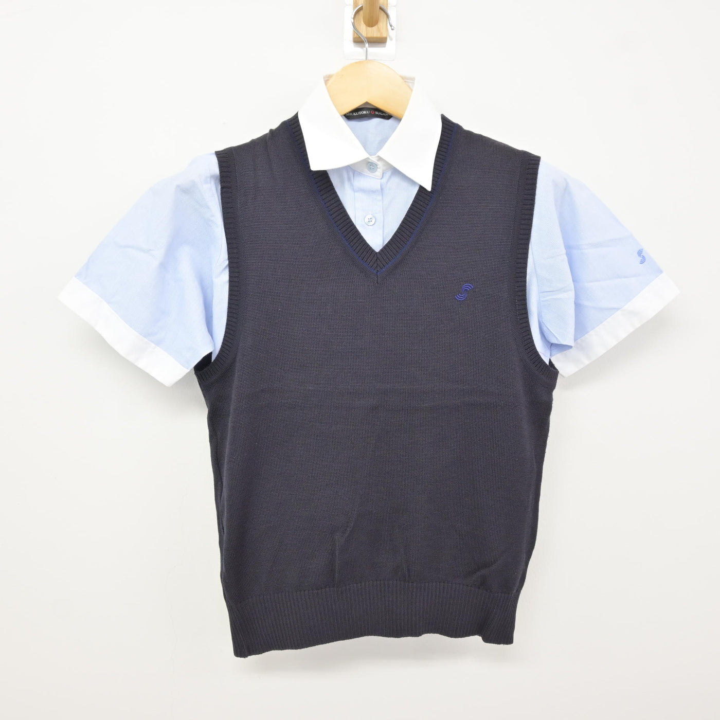 【中古】東京都 淑徳巣鴨中学高等学校/旧制服 女子制服 2点 (ニットベスト・シャツ) sf116074