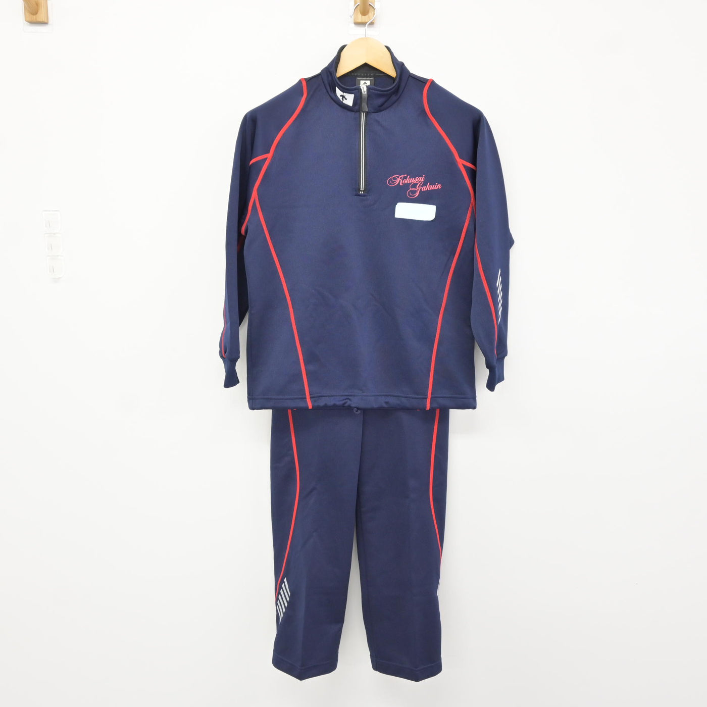 中古】埼玉県 国際学院高等学校 女子制服 2点 (ジャージ 上・ジャージ