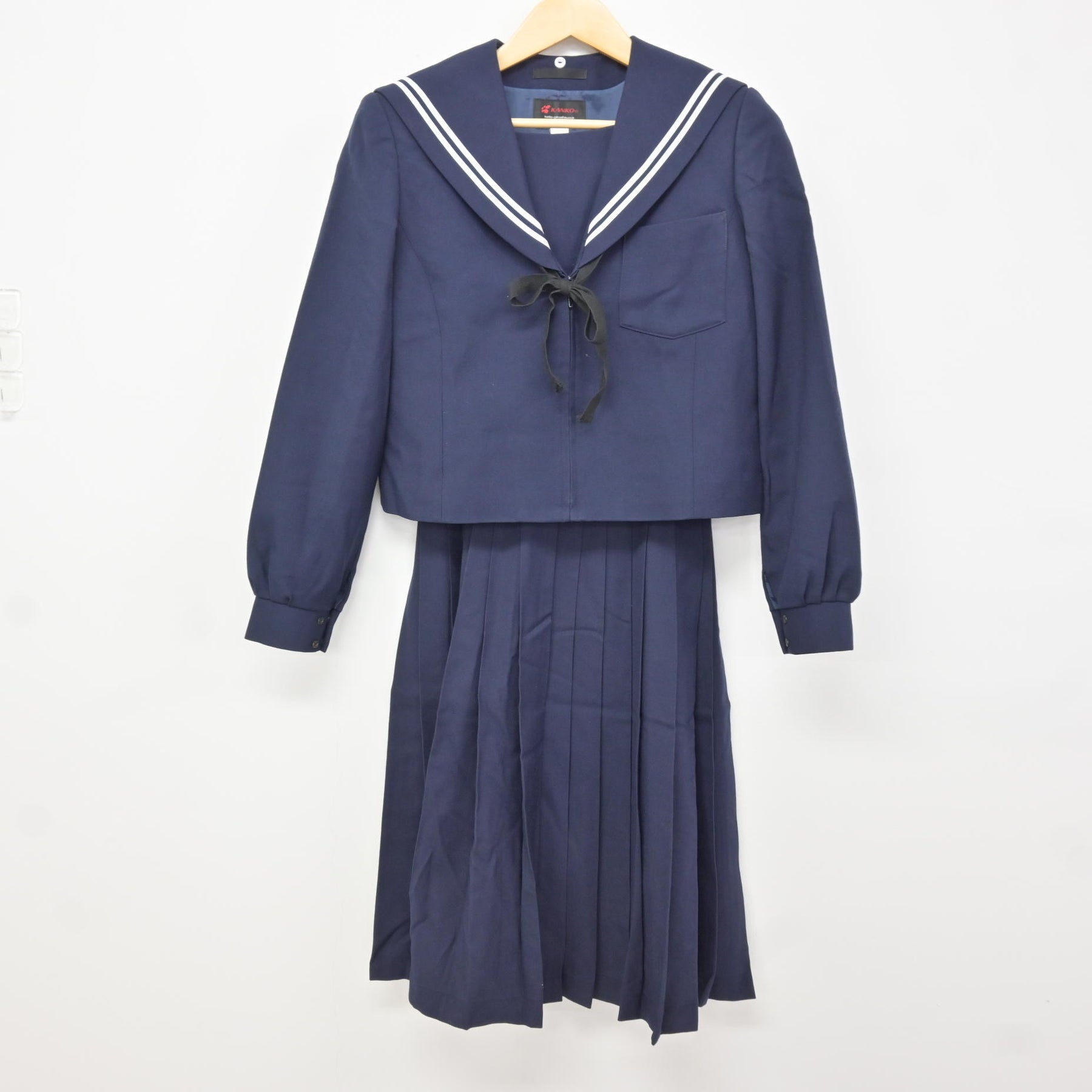 中古】愛知県 港南中学校 女子制服 3点 (セーラー服・スカート
