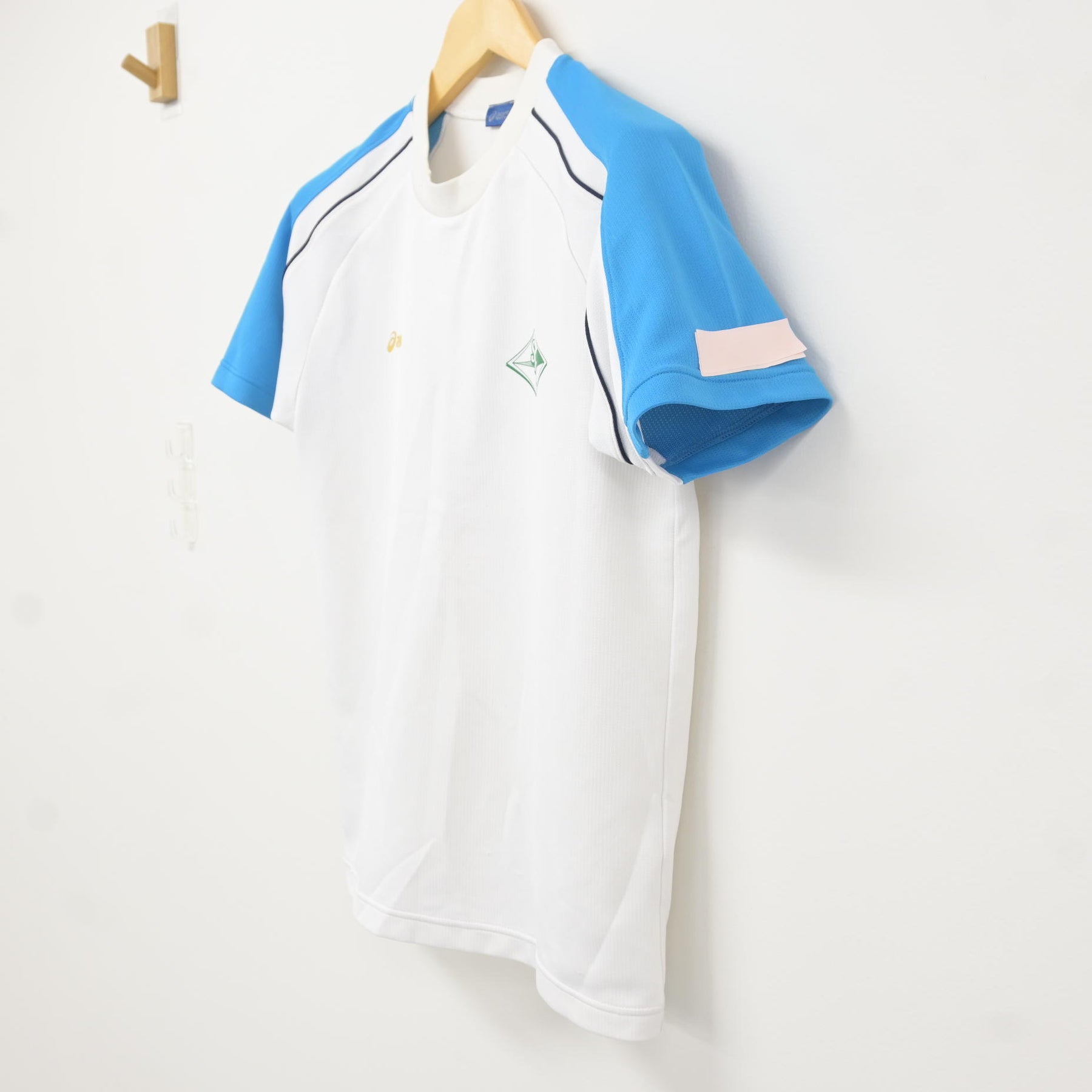 中古】北海道 札幌国際情報高等学校 女子制服 1点 (体操服 上