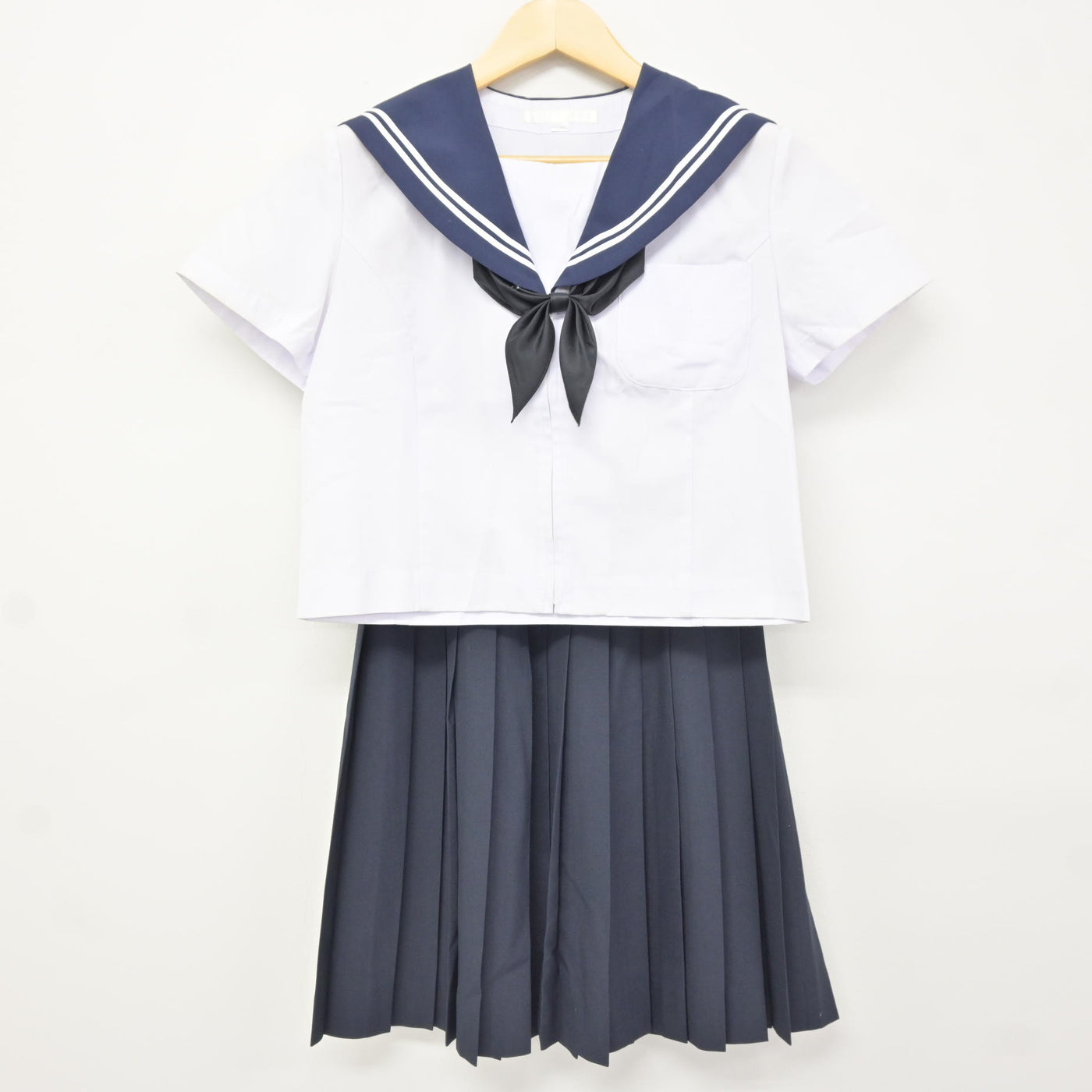 中古】岐阜県 可児市立中部中学校 女子制服 3点 (セーラー服・スカート 
