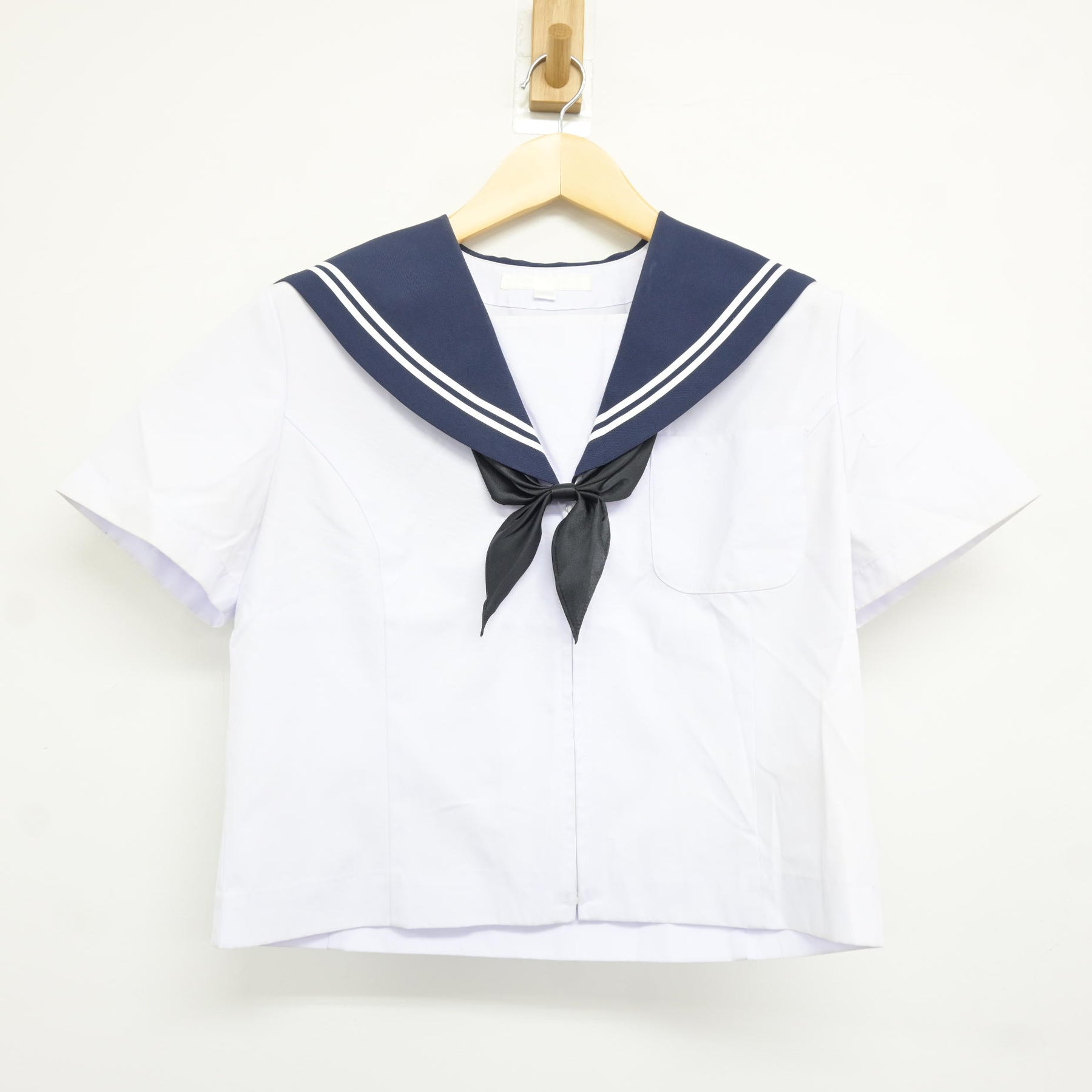 中古】岐阜県 可児市立中部中学校 女子制服 3点 (セーラー服・スカート 中古】岐阜県 可児市立中部中学校 女子制服 3点 (セーラー服・スカート