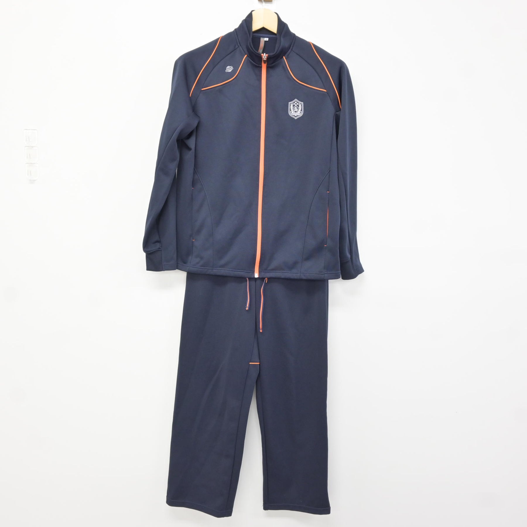 中古】埼玉県 埼玉栄高等学校 女子制服 2点 (ジャージ 上・ジャージ 下