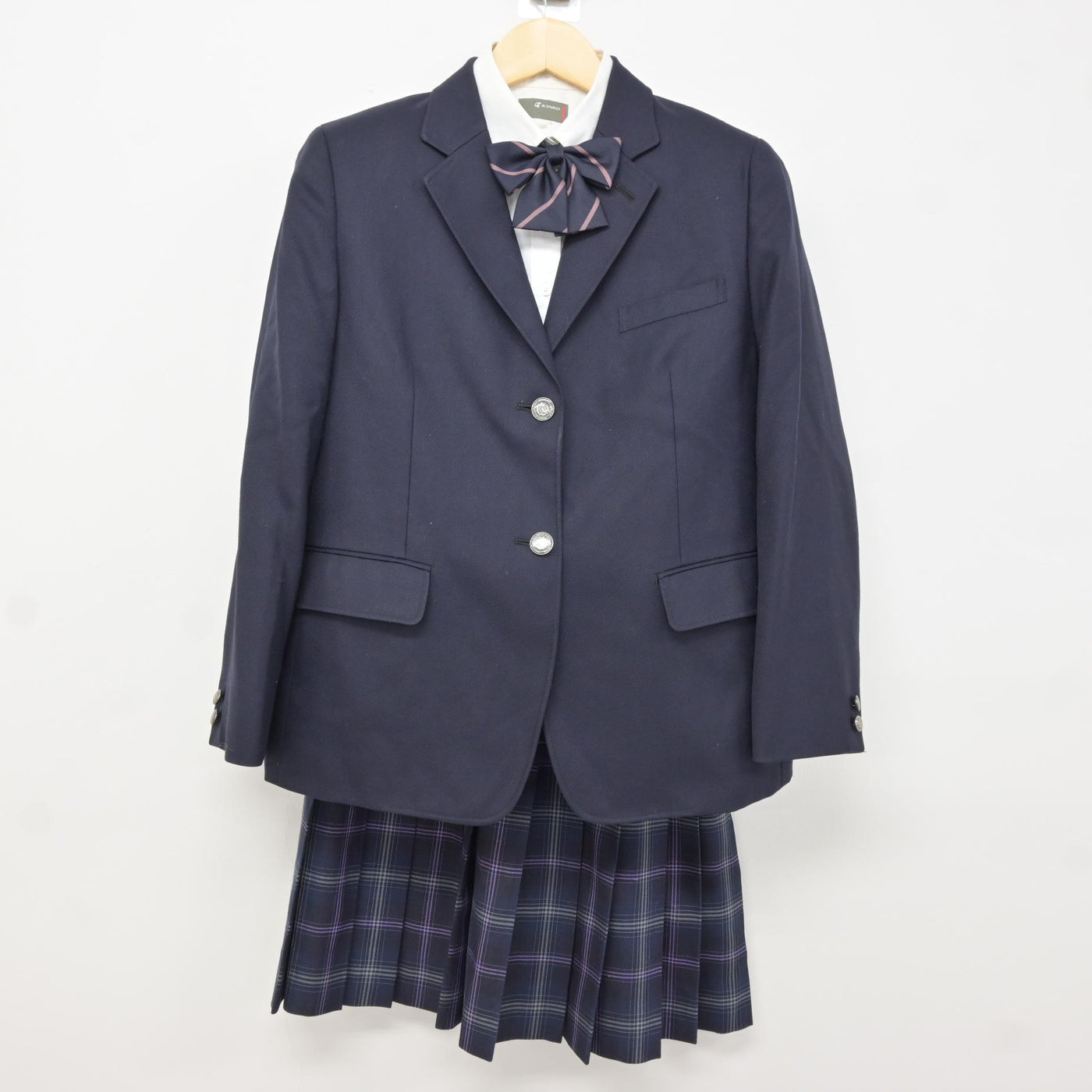 中古】 飛鳥未来高等学校 女子制服 5点 (ブレザー・シャツ・スカート