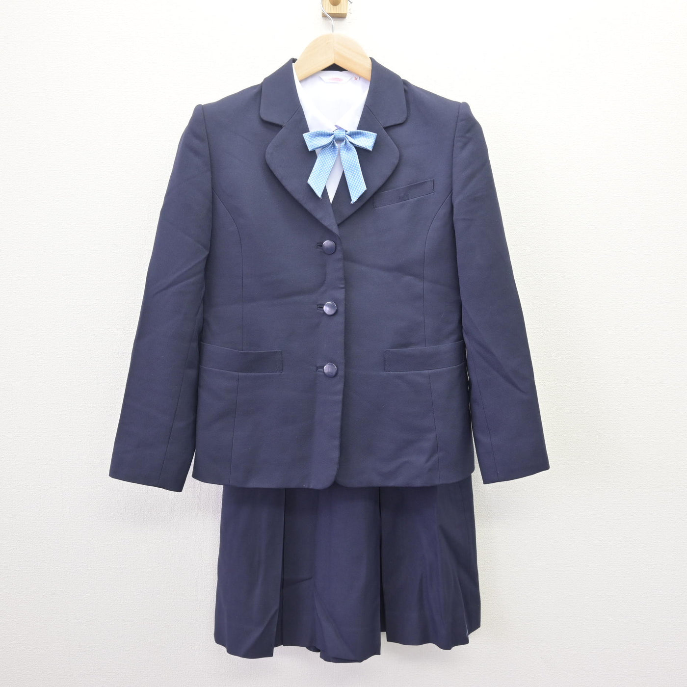 【中古】秋田県 秋田西高等学校 女子制服 5点 (ブレザー・ニット・ブラウス・スカート) sf120006