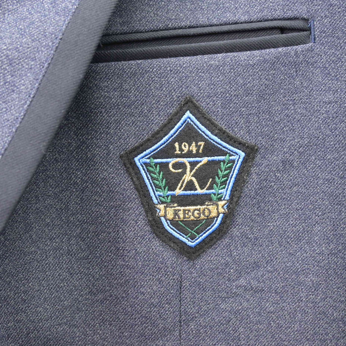 【中古】福岡県 警固中学校 男子制服 4点 (ブレザー・シャツ・ズボン) sf120027