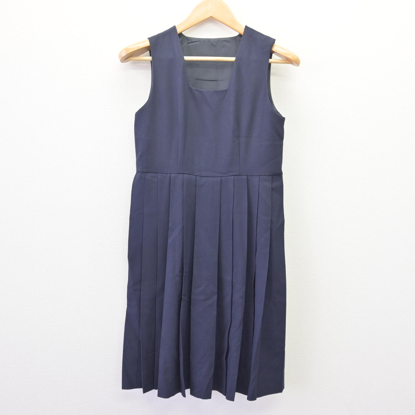 【中古】東京都 大妻中野中学校 女子制服 2点 (セーラー服・ジャンパースカート) sf120036