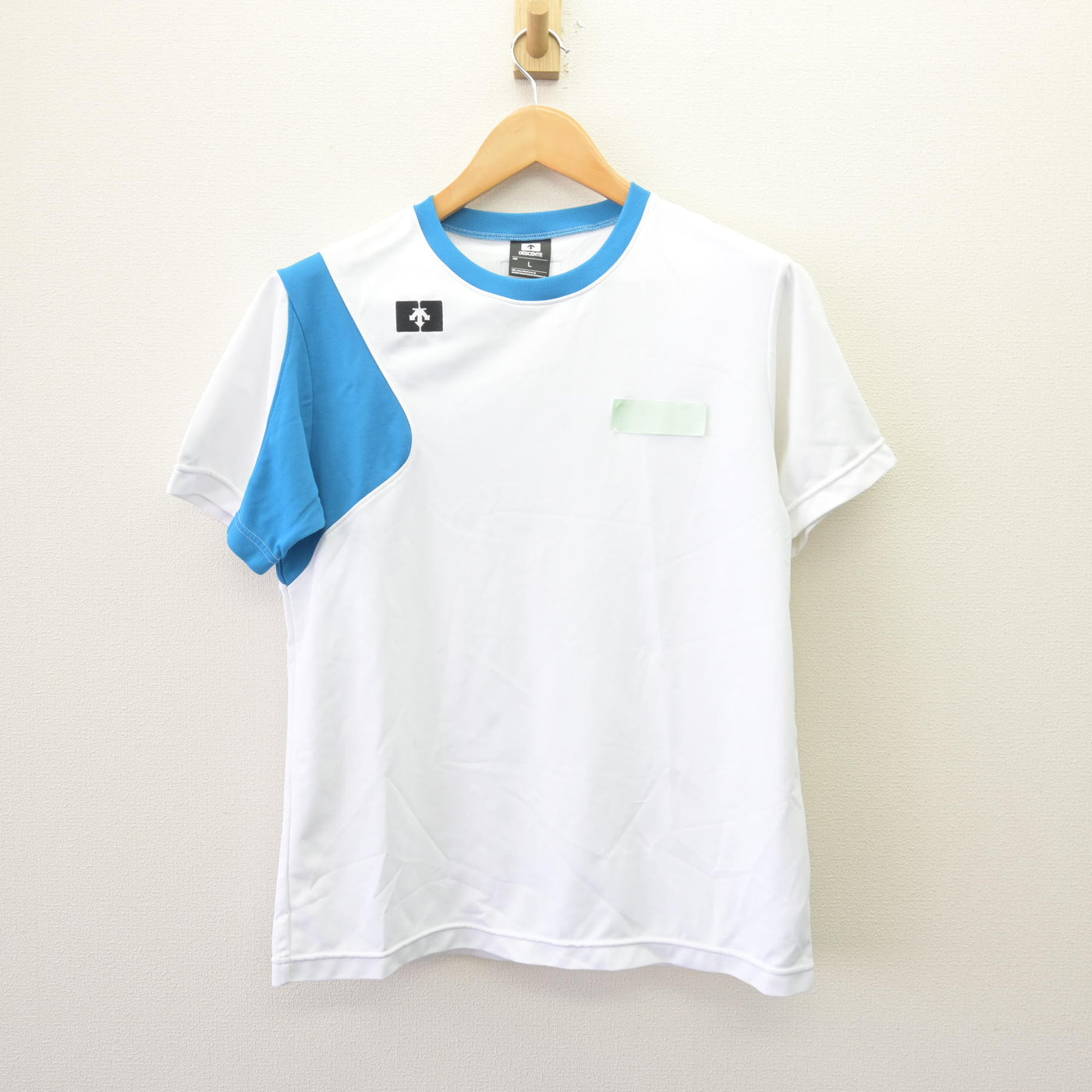 【中古】兵庫県 北摂三田高等学校 女子制服 3点 (体操服 上・ジャージ 下・体操服 下) sf120063