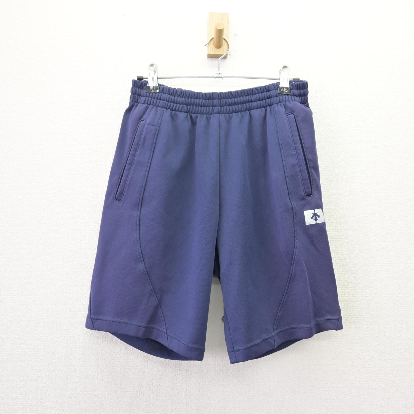 【中古】兵庫県 北摂三田高等学校 女子制服 3点 (体操服 上・ジャージ 下・体操服 下) sf120063