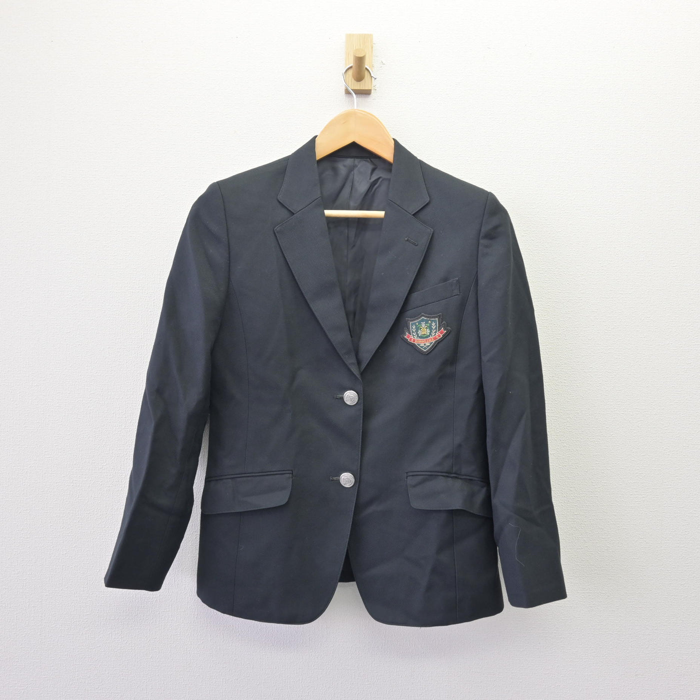 【中古】神奈川県 馬堀中学校 女子制服 4点 (ブレザー・ニット・スカート) sf120068