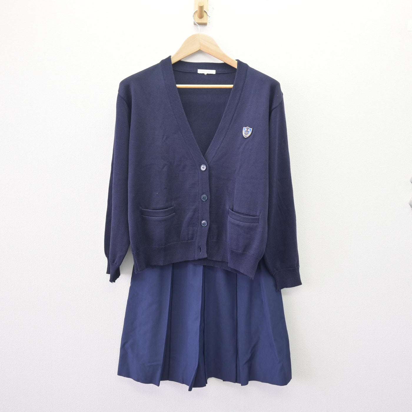 【中古】兵庫県 北摂三田高等学校 女子制服 2点 (ニット・スカート) sf120076