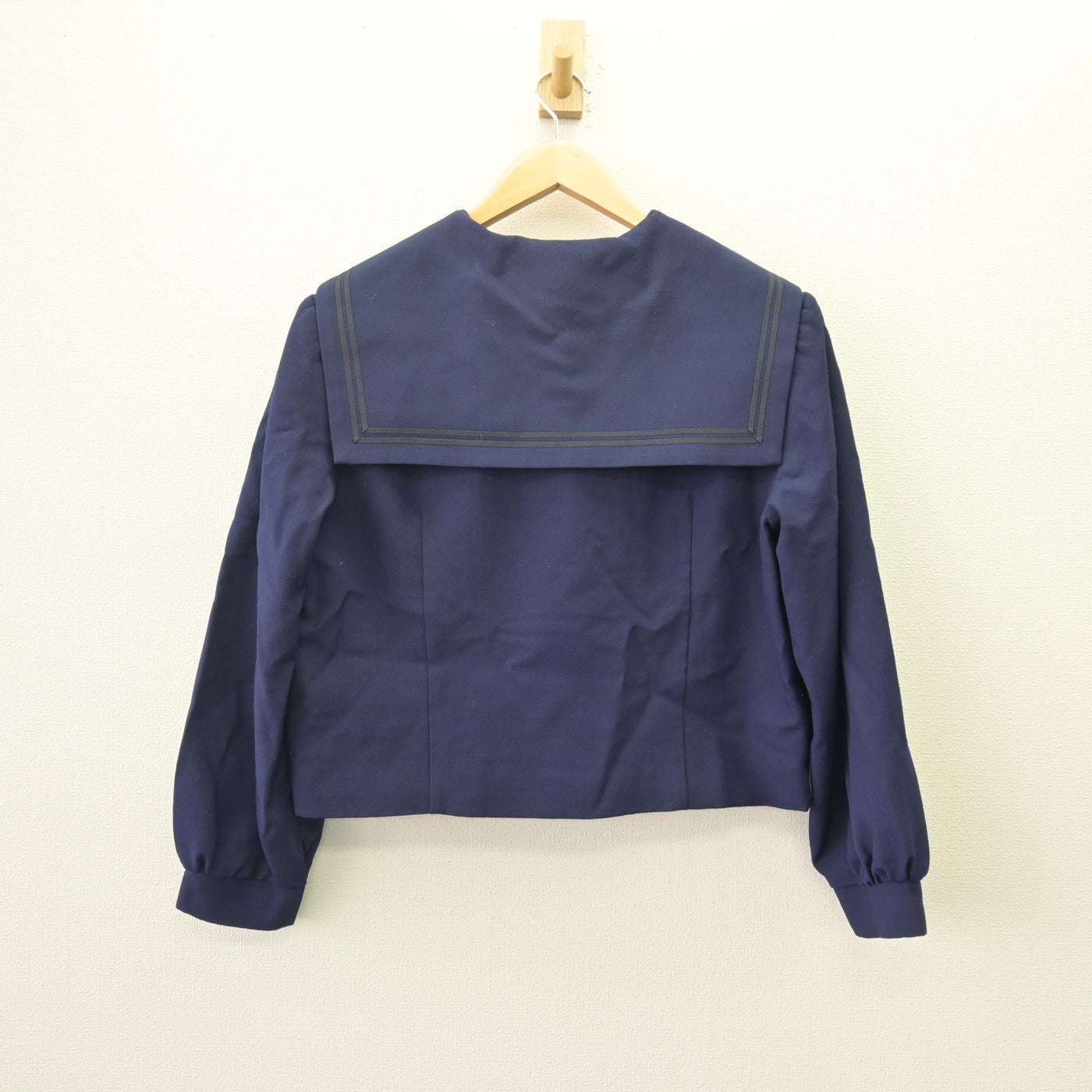 【中古】兵庫県 北摂三田高等学校 女子制服 4点 (ニット・セーラー服・ジャンパースカート) sf120077