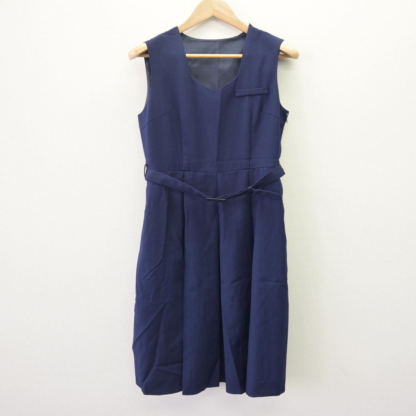 【中古】兵庫県 北摂三田高等学校 女子制服 4点 (ニット・セーラー服・ジャンパースカート) sf120077