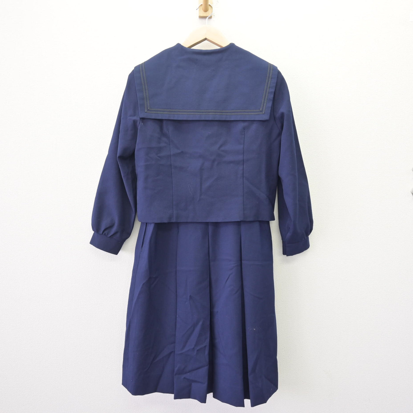【中古】兵庫県 北摂三田高等学校 女子制服 3点 (セーラー服・ジャンパースカート) sf120078