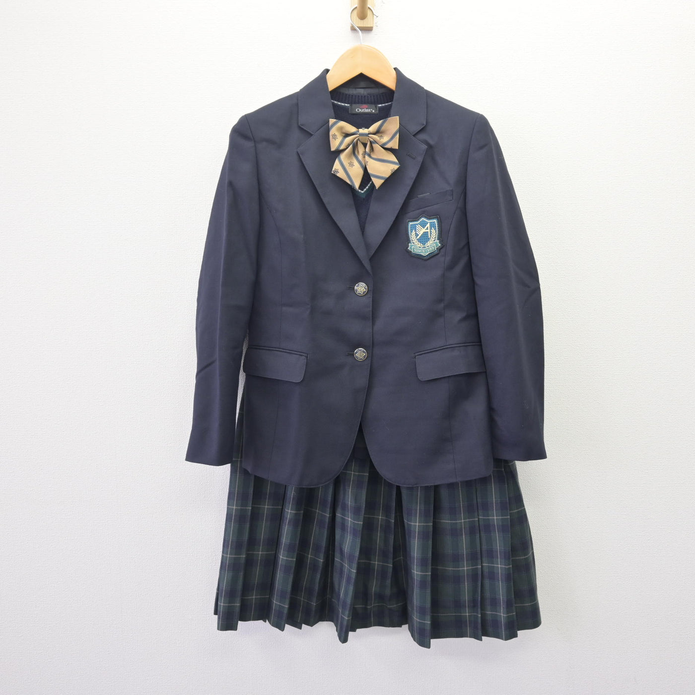 【中古】北海道 厚別南中学校 女子制服 4点 (ブレザー・ニットベスト・スカート) sf120087