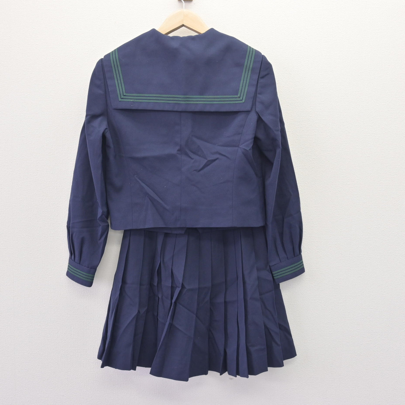 【中古】石川県 金沢大学附属高等学校 女子制服 4点 (セーラー服・スカート) sf120132