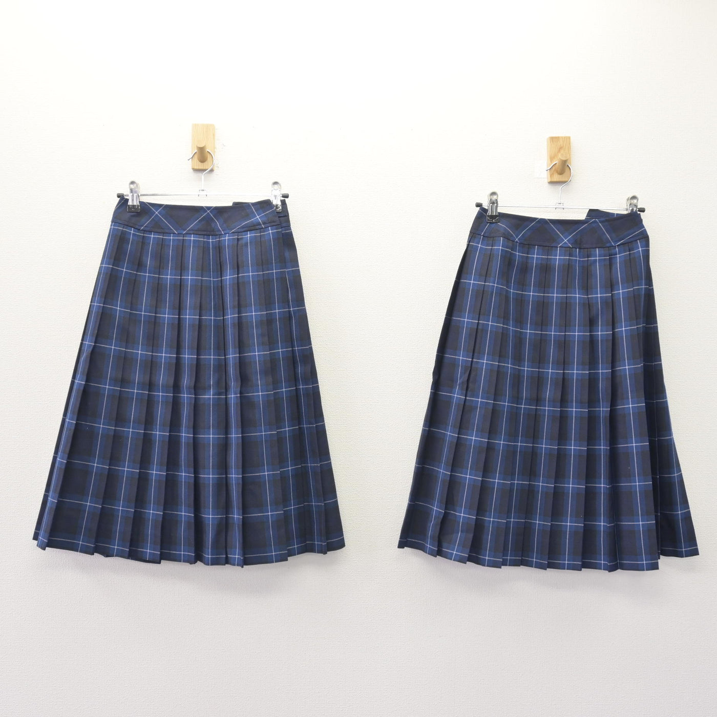 【中古】福岡県 福岡講倫館高等学校 女子制服 4点 (ブレザー・スカート) sf120134