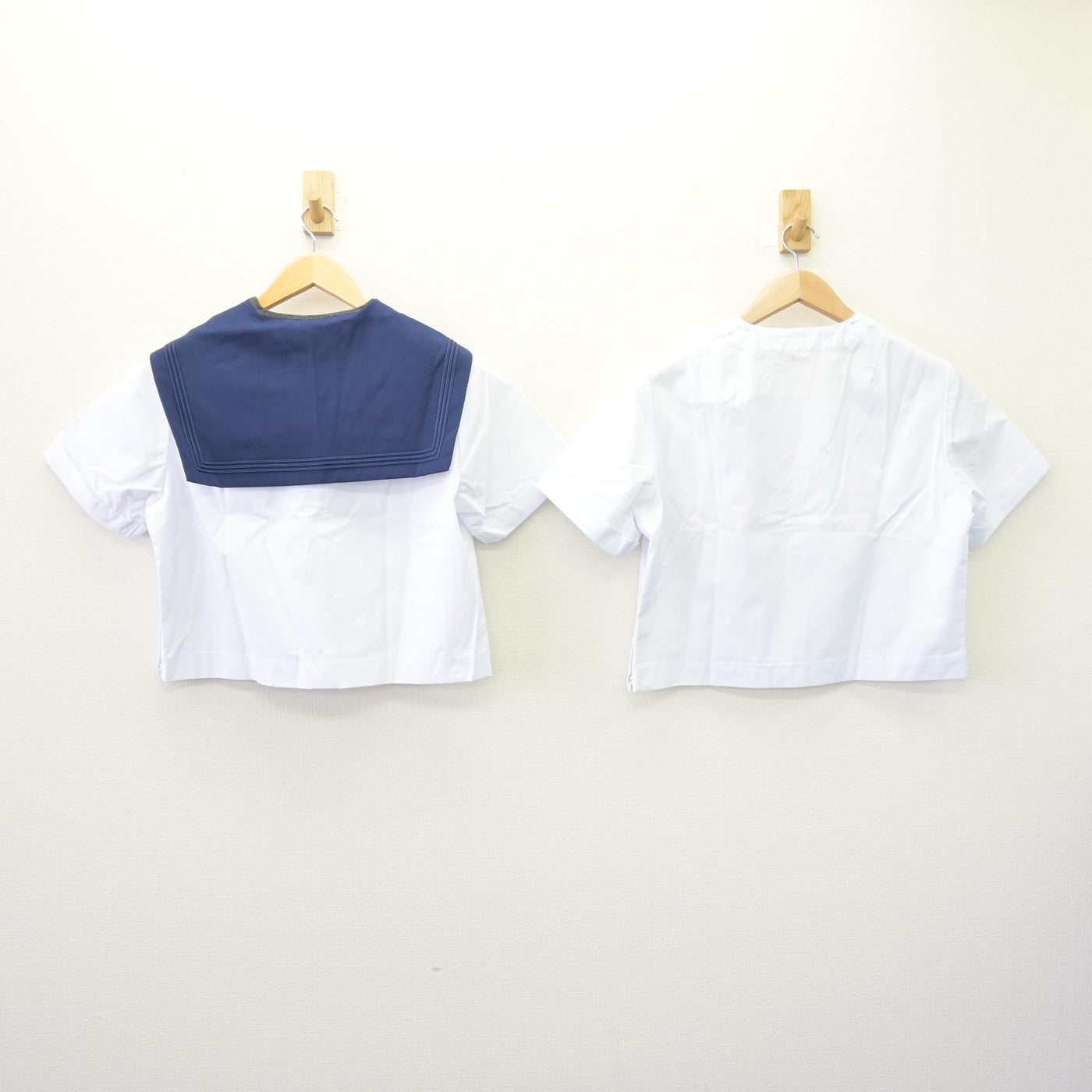 【中古】北海道 北海道滝川西高等学校 女子制服 3点 (セーラー服・スカート) sf120202