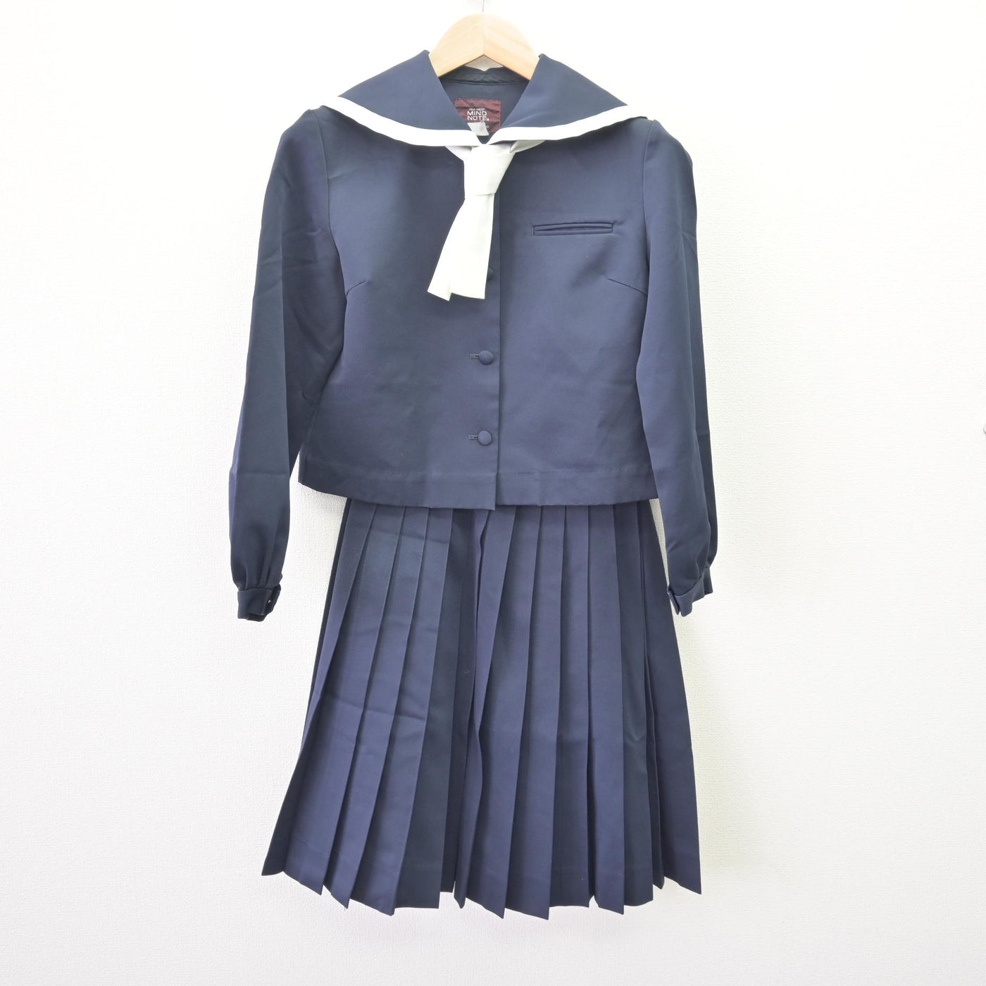 【中古】沖縄県 首里高等学校 女子制服 3点 (セーラー服・スカート) sf120224