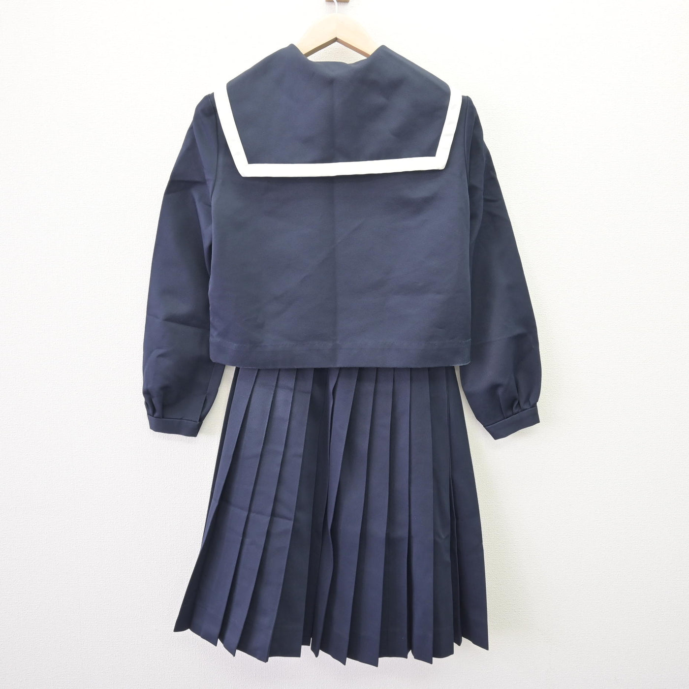 【中古】沖縄県 首里高等学校 女子制服 3点 (セーラー服・スカート) sf120224