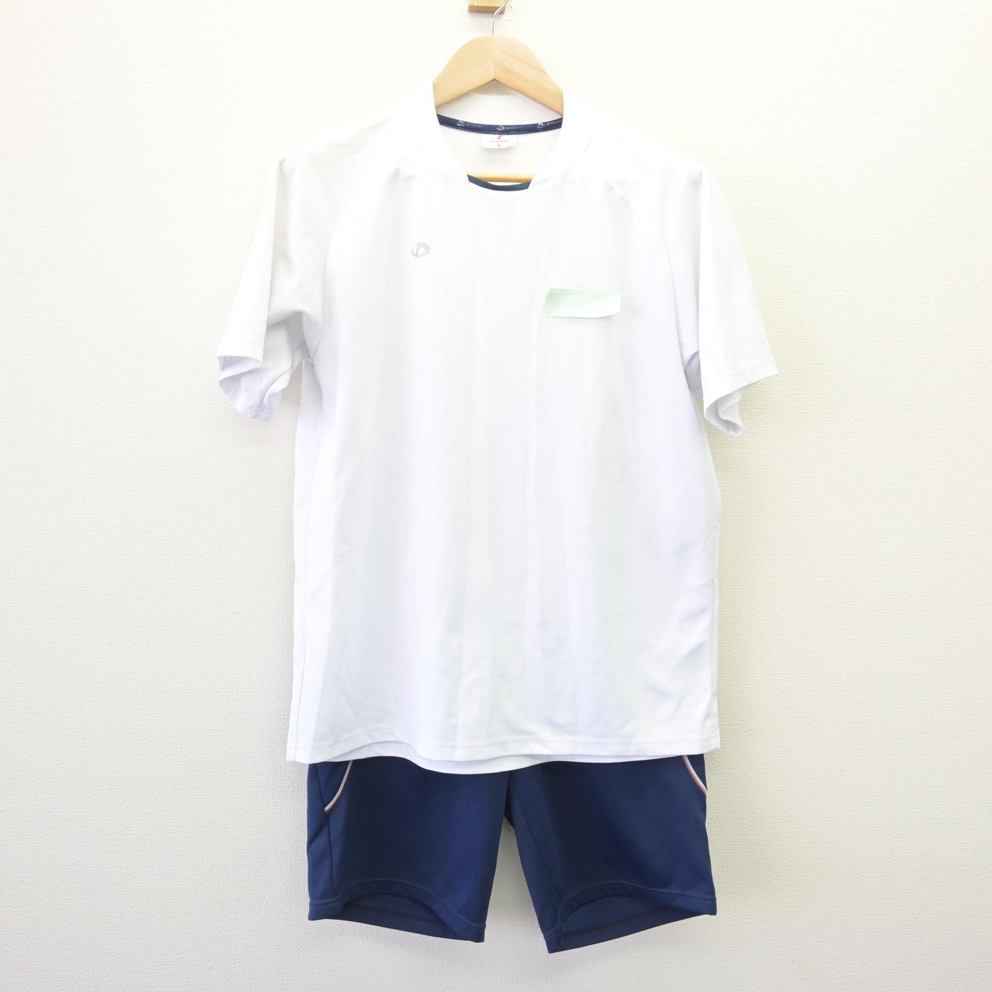 【中古】神奈川県 相模原市立旭中学校 女子制服 3点 (ジャージ 上・体操服 上・体操服 下) sf120250