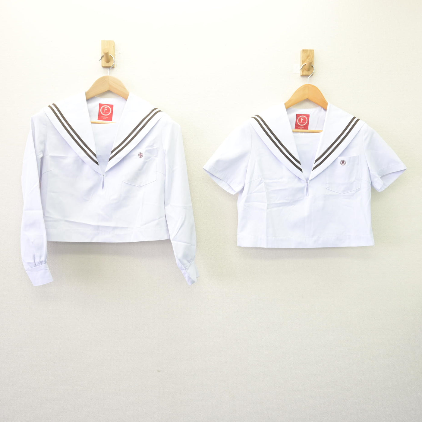 【中古】愛知県 春日井高等学校 女子制服 2点 (セーラー服) sf120258