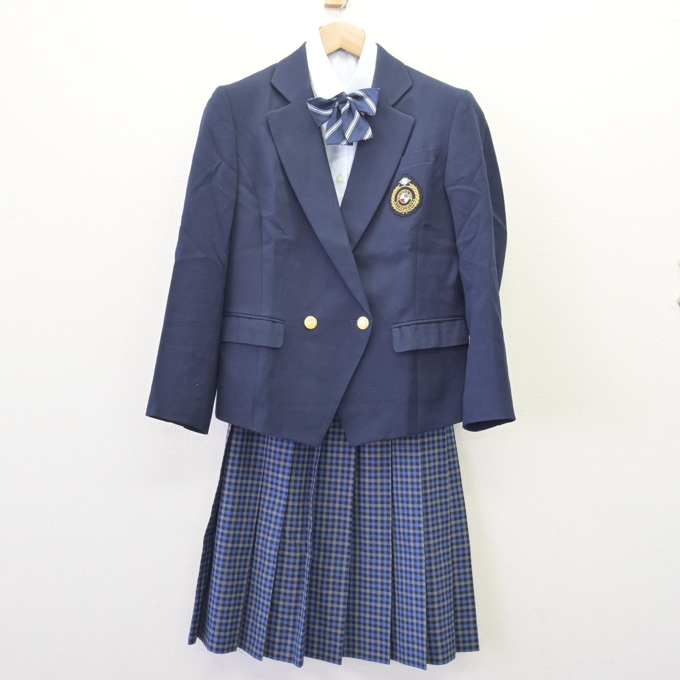 【中古】長崎県 九州文化学園高等学校 女子制服 4点 (ブレザー・シャツ・スカート) sf120277