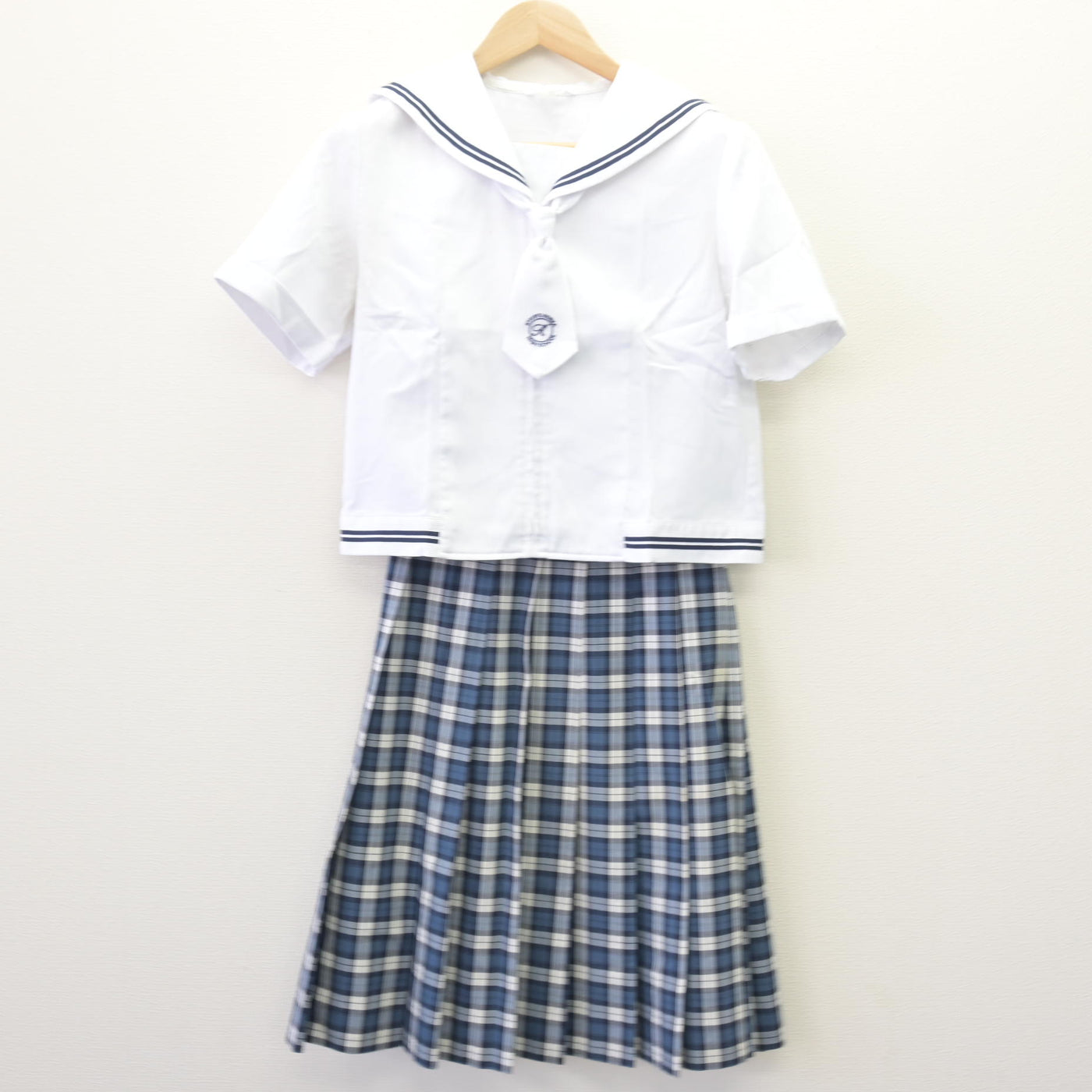 【中古】長崎県 九州文化学園高等学校 女子制服 3点 (セーラー服・スカート) sf120279