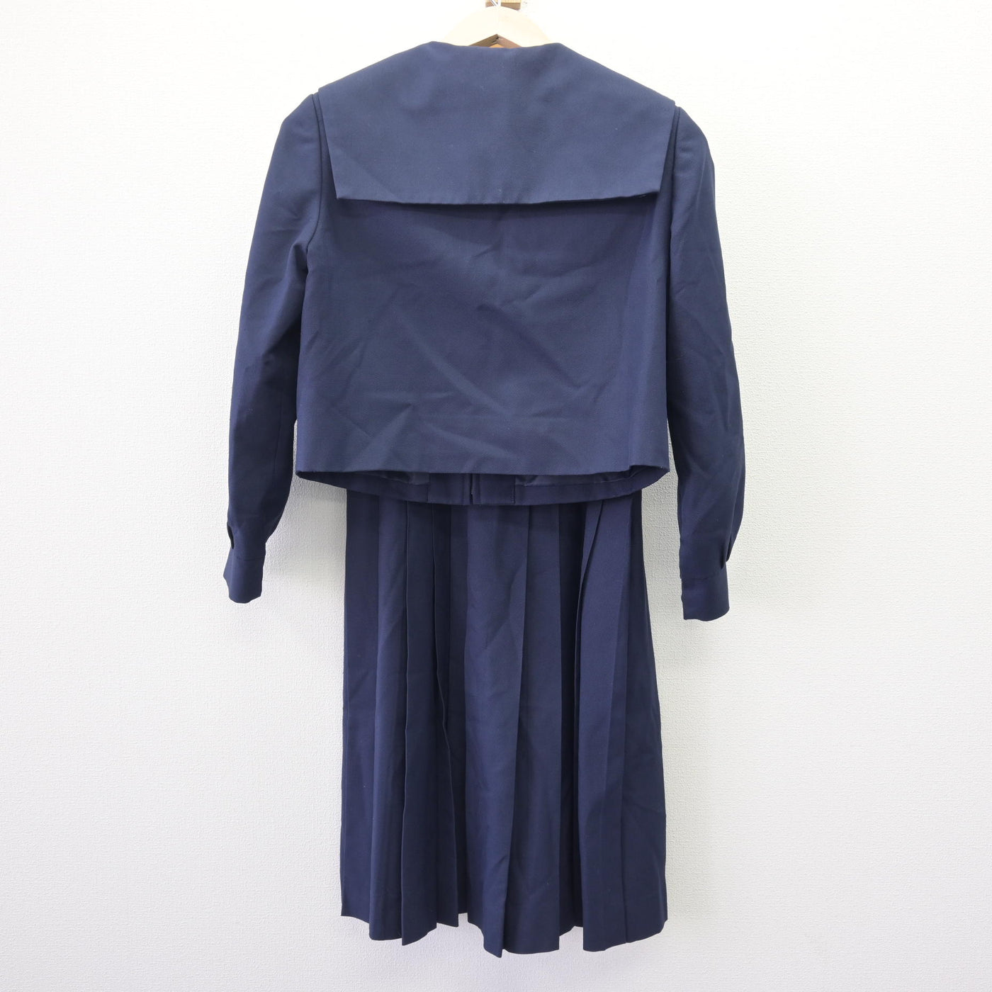【中古】茨城県 土浦第三中学校 女子制服 3点 (セーラー服・ジャンパースカート) sf120307