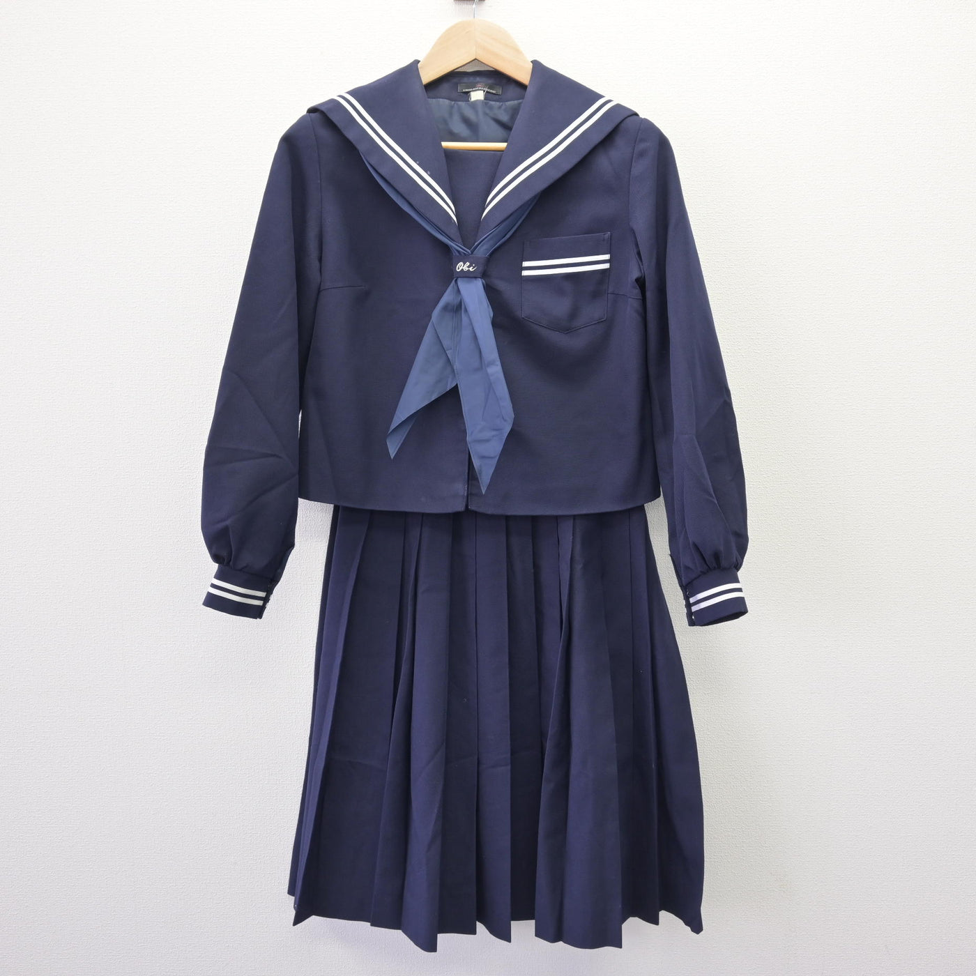【中古】宮崎県 飫肥中学校/旧制服 女子制服 4点 (セーラー服・セーラー服・スカート) sf120327