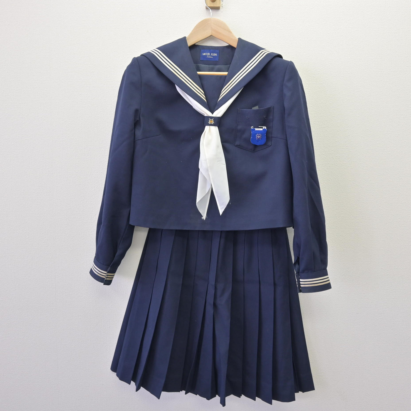 【中古】鳥取県 美保中学校 女子制服 4点 (セーラー服・スカート) sf120356