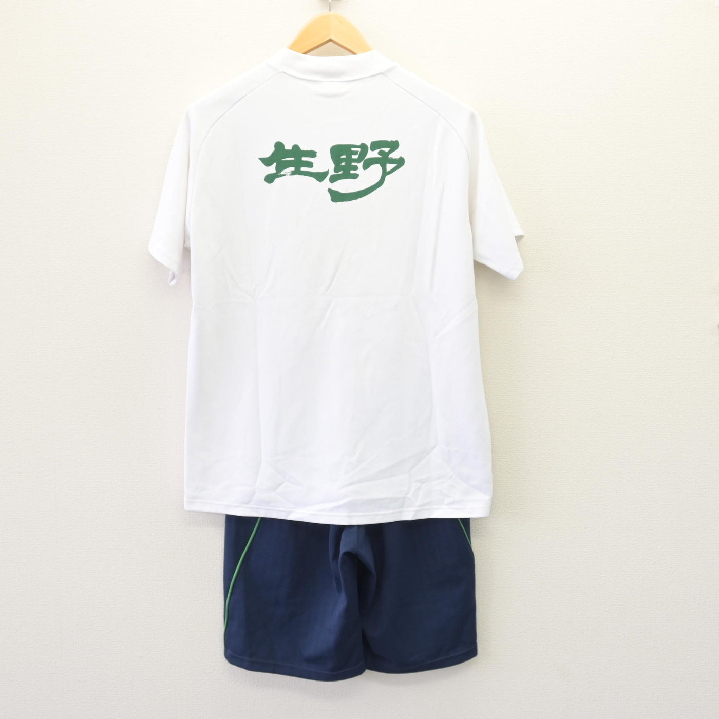 【中古】大阪府 生野高等学校 女子制服 2点 (体操服 上・体操服 下) sf120378