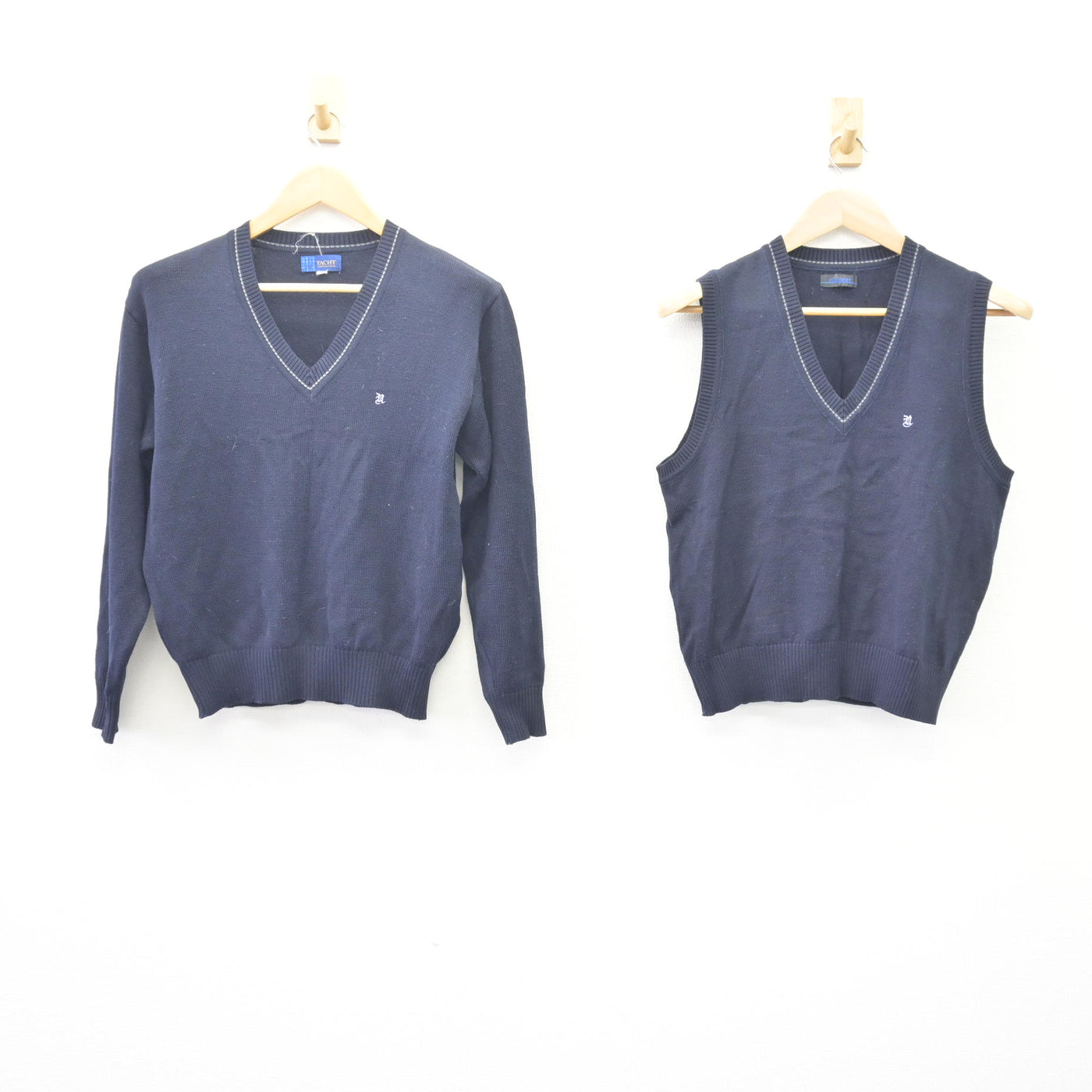 【中古】茨城県 並木中等教育学校 男子制服 2点 (ニット・ニットベスト) sf120392