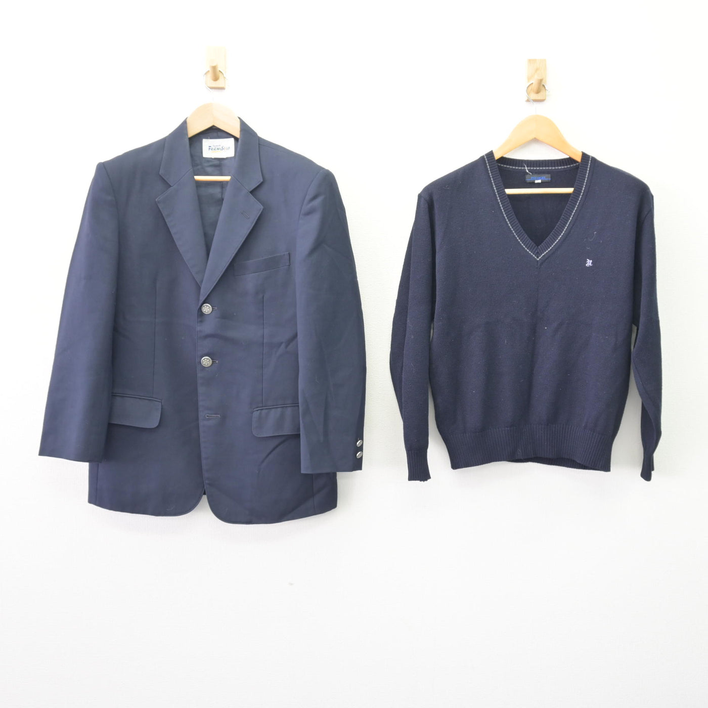 【中古】茨城県 並木中等教育学校 男子制服 2点 (ブレザー・ニット) sf120394