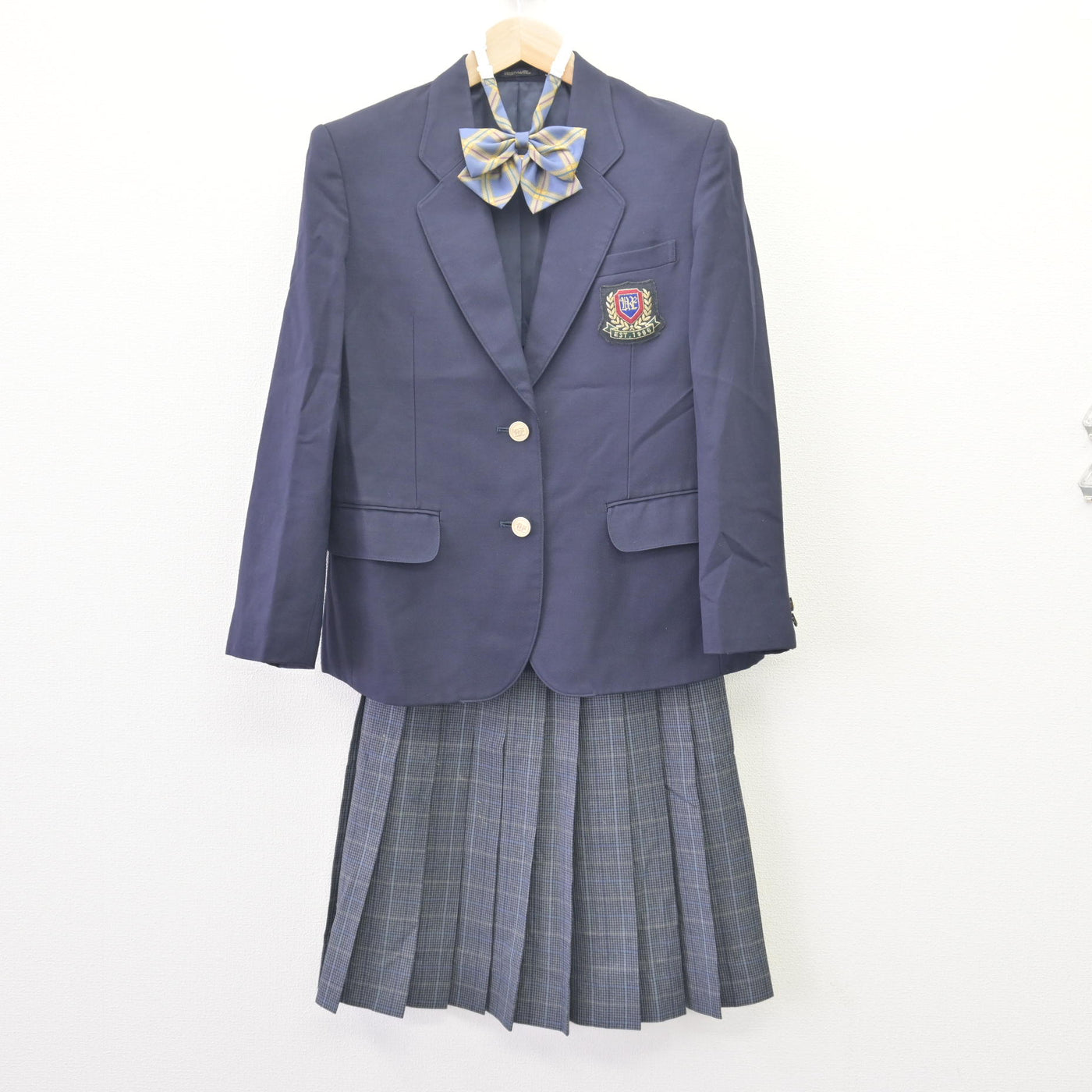 【中古】茨城県 牛久栄進高等学校 女子制服 3点 (ブレザー・スカート) sf120404