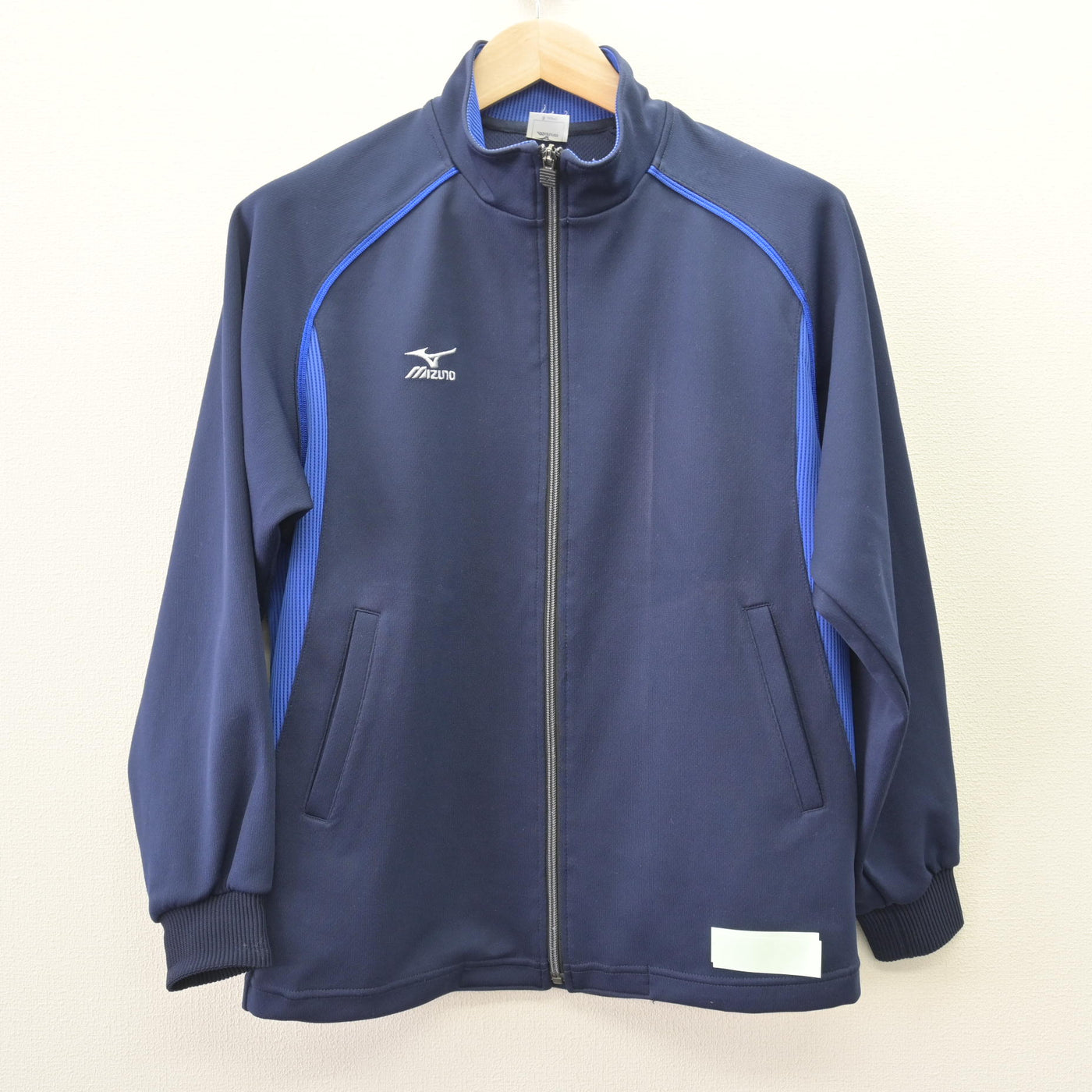 【中古】神奈川県  日本大学藤沢高等学校・藤沢中学校 女子制服 2点 (ジャージ 上・ジャージ 下) sf120413