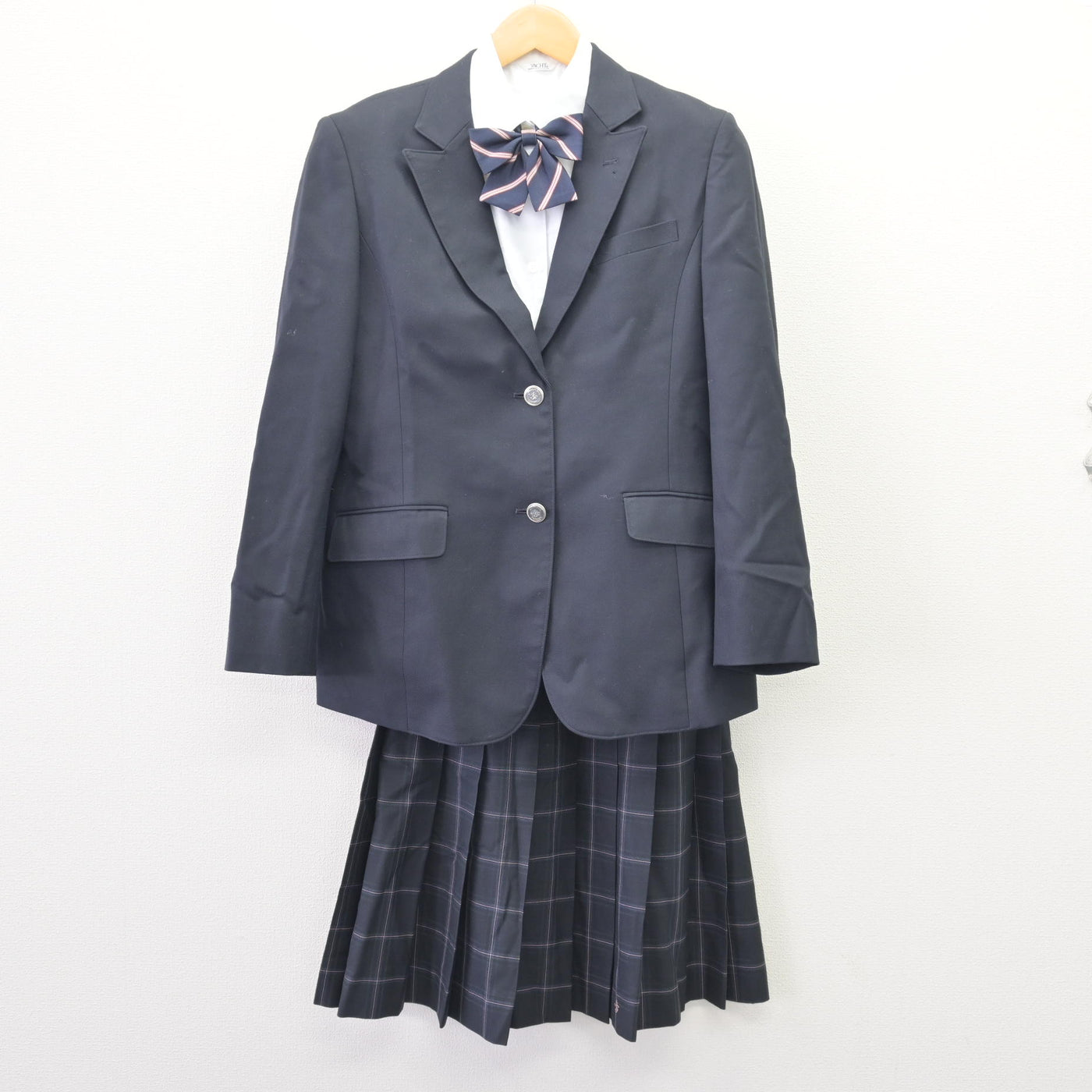 【中古】神奈川県  日本大学藤沢高等学校 女子制服 4点 (ブレザー・シャツ・スカート) sf120415
