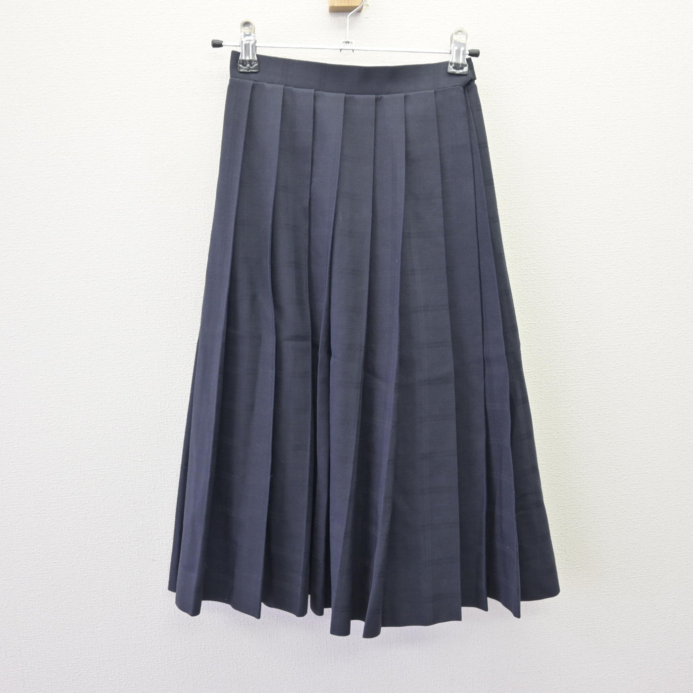【中古】北海道 勇舞中学校 女子制服 4点 (ニットベスト・ブレザー・スカート) sf120444