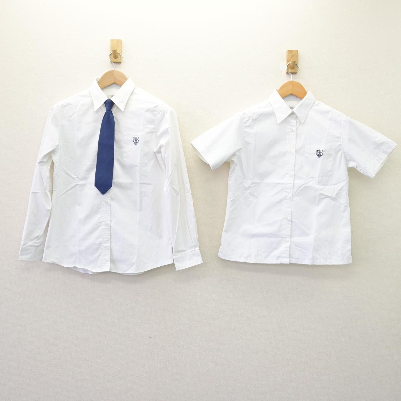 【中古】神奈川県 カリタス女子中学高等学校 女子制服 4点 (シャツ・シャツ) sf120454